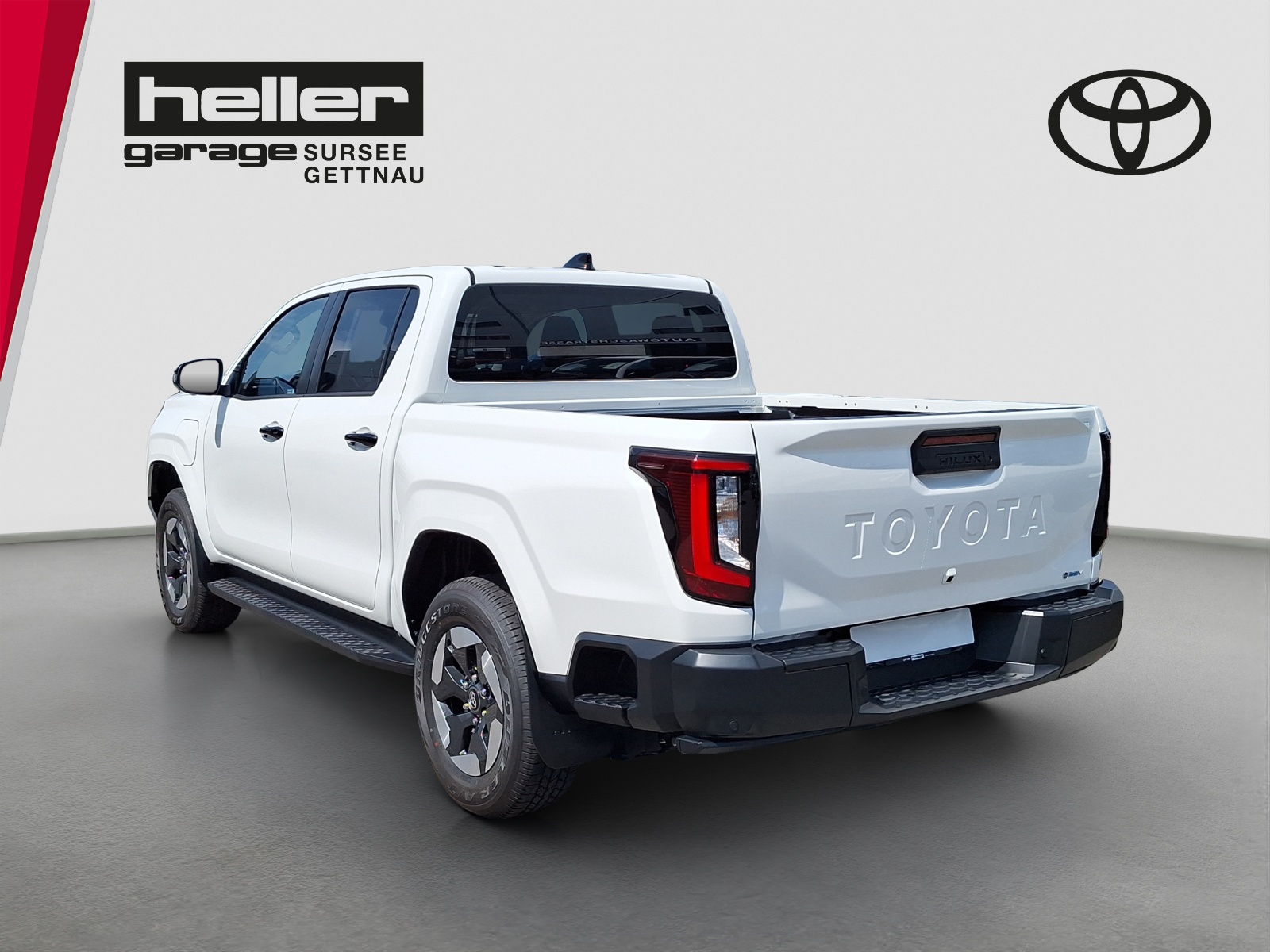 TOYOTA Hilux Double Cab.-Pick-up 59KWh Style-showroom-element-2