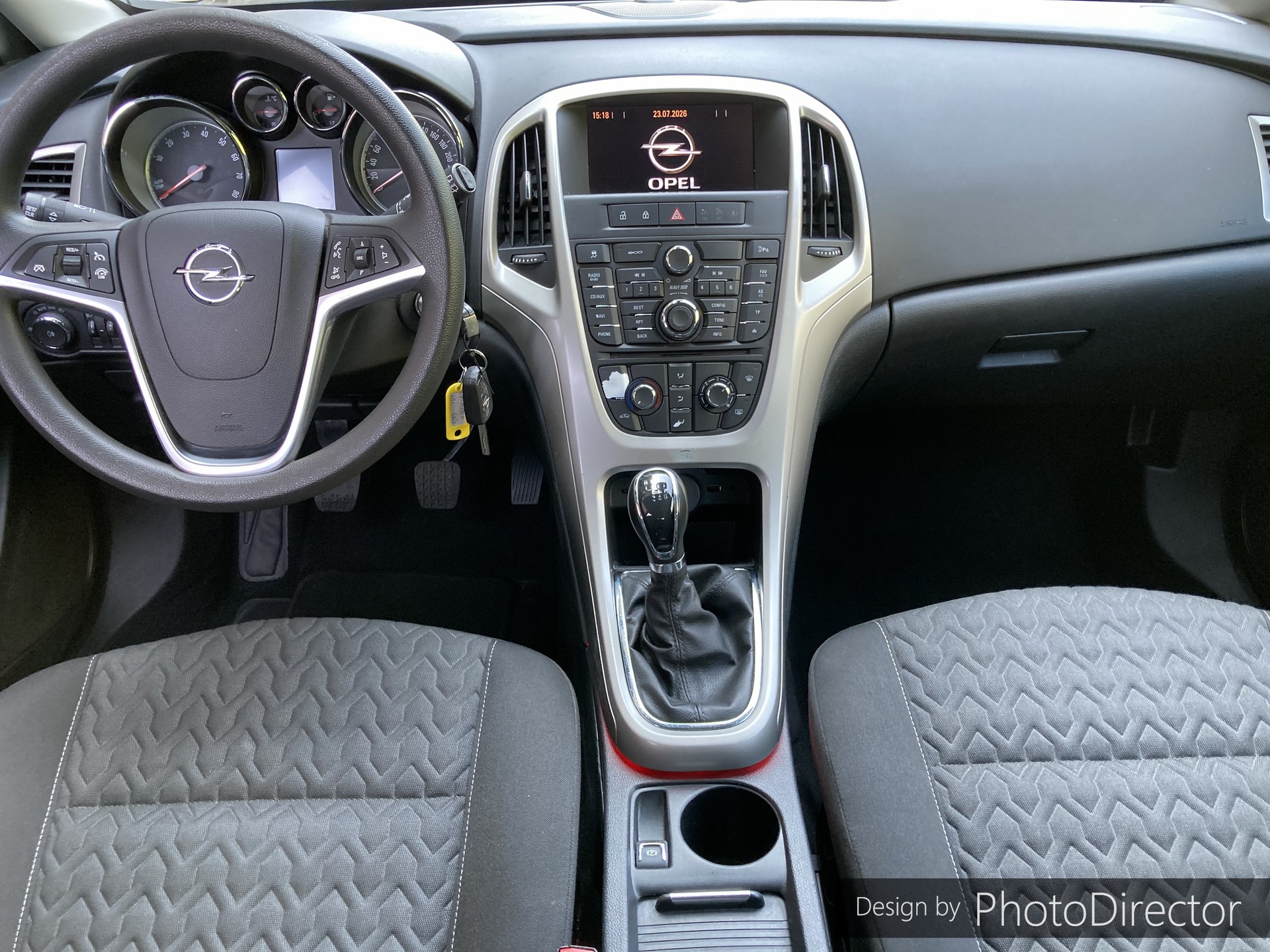 OPEL Astra 1.4i 16V Turbo Active Edition-image-5