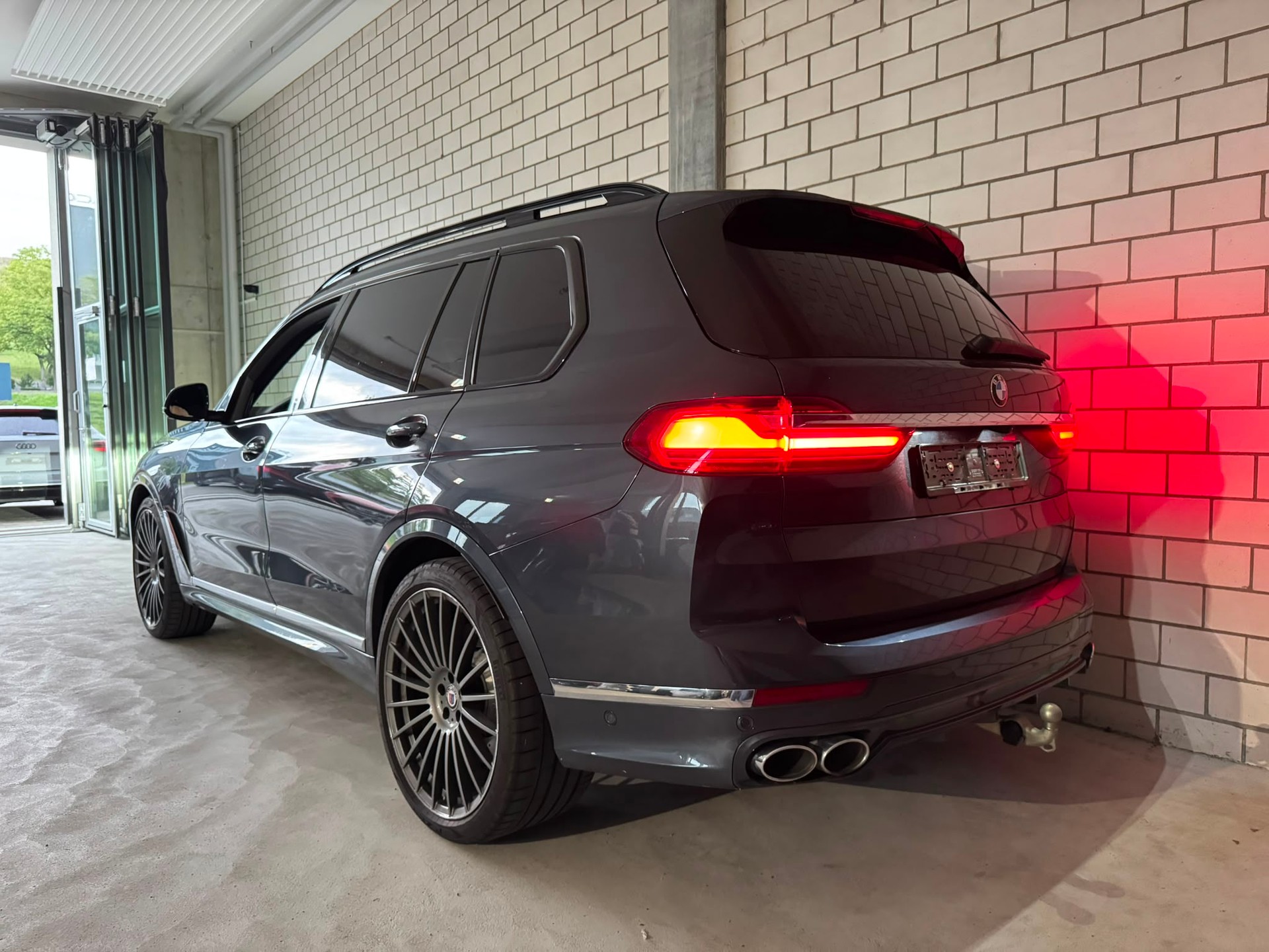 BMW-ALPINA XB 7 Allrad Vollausstattung-showroom-element-2