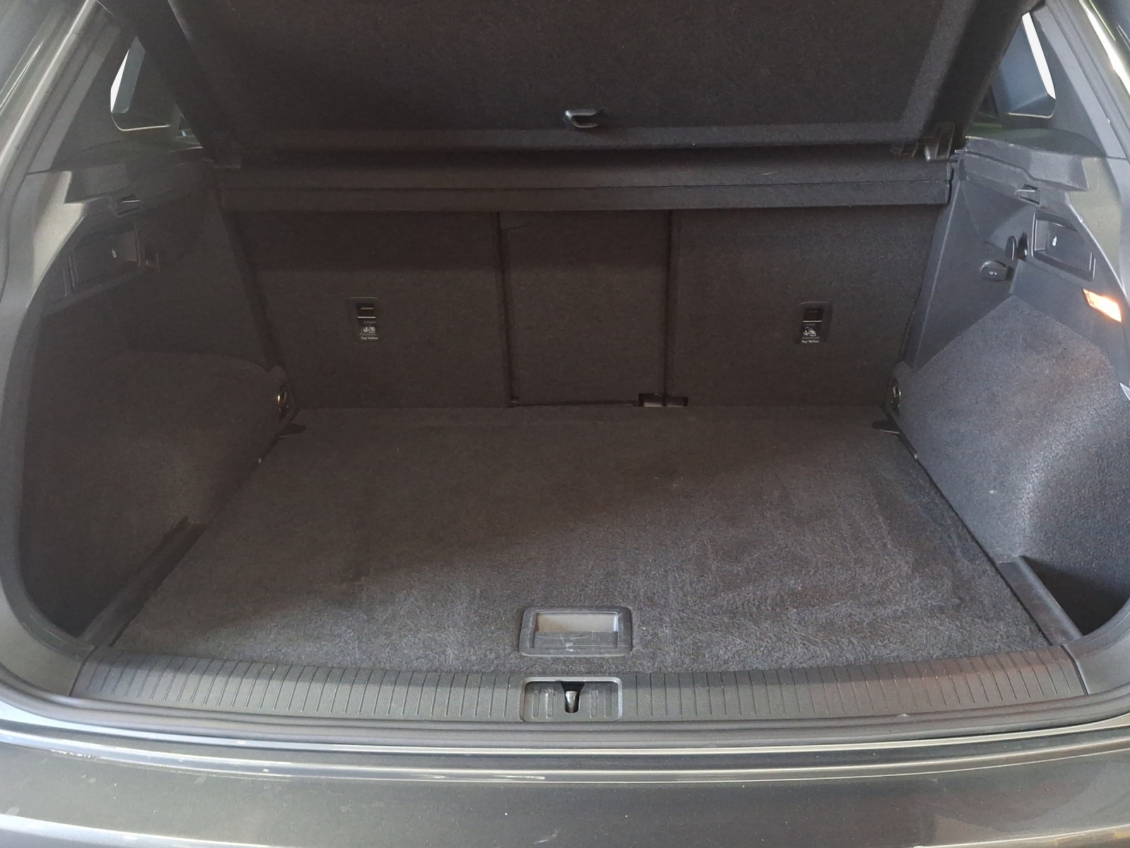 VW Tiguan 2.0TSI Highline 4Motion DSG-image-12