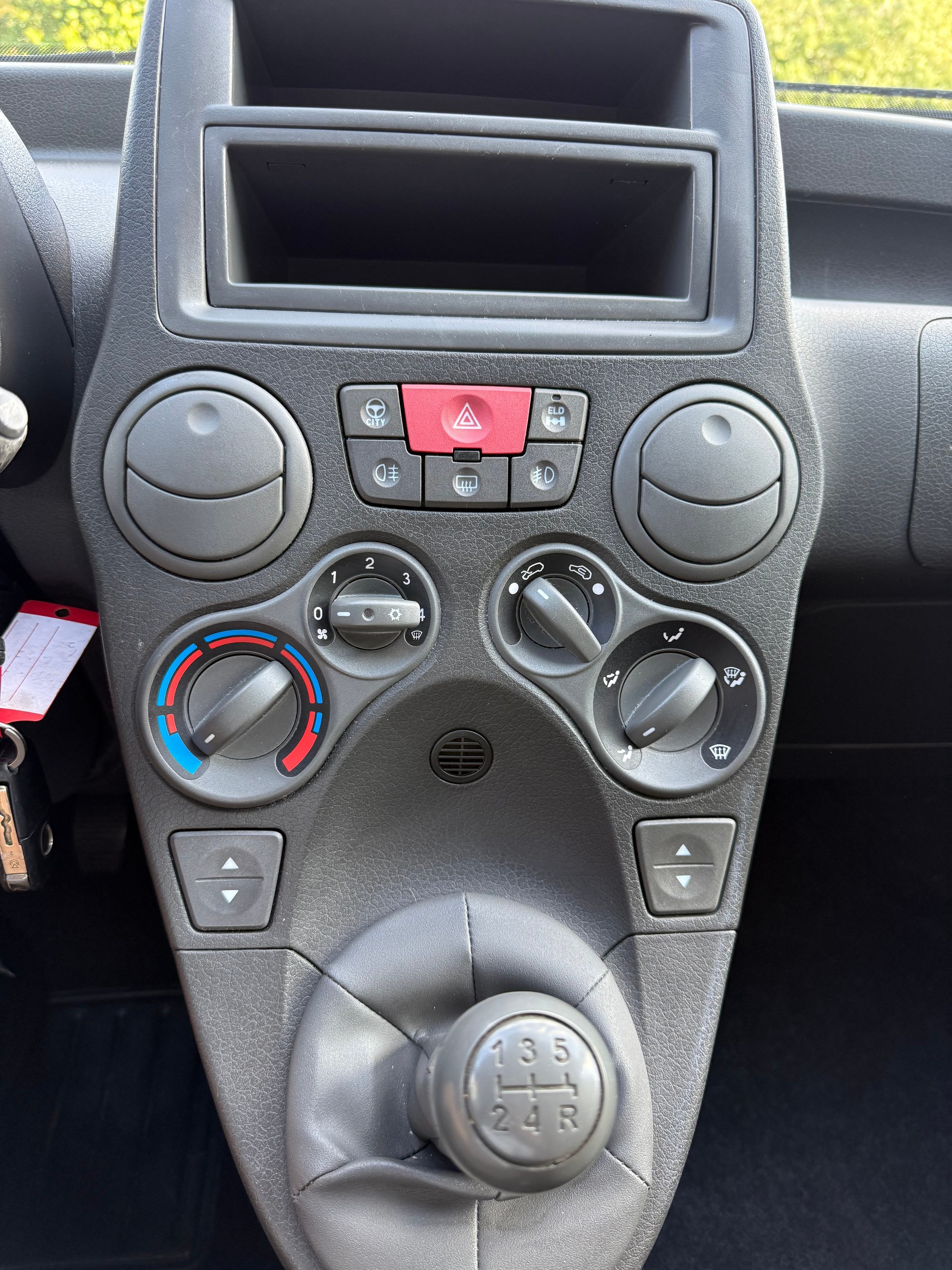 FIAT Panda 1.2 Dynamic-image-12