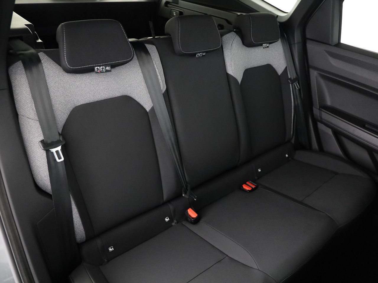 DACIA Bigster 1.8 Hybrid Journey-image-7