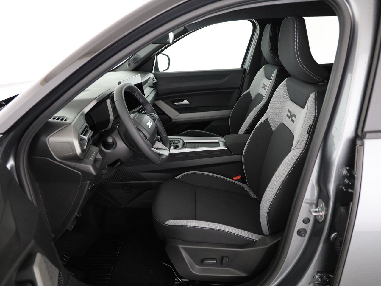 DACIA Bigster 1.8 Hybrid Journey-image-5