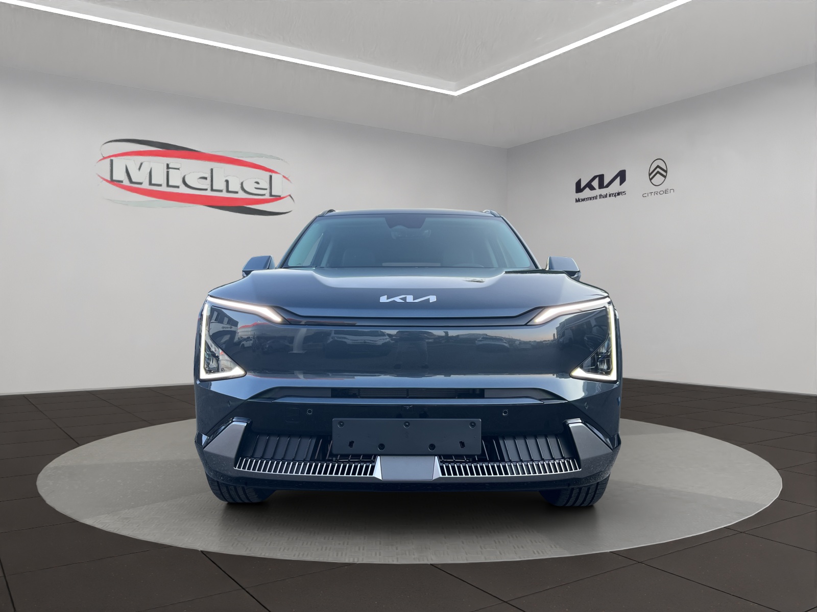 KIA EV5 81,4 kWh Earth 4x4 *** der vielseitige Elektro-SUV jetzt neu mit 4x4 Allradantrieb *** / 0.00% Leasing-Aktion-image-1