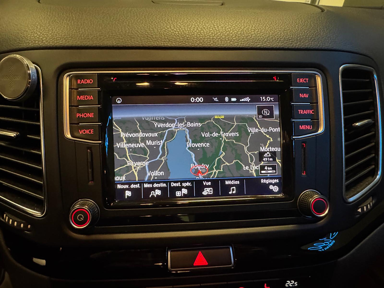VW Sharan 2.0 TSI BMT Highline DSG-image-23