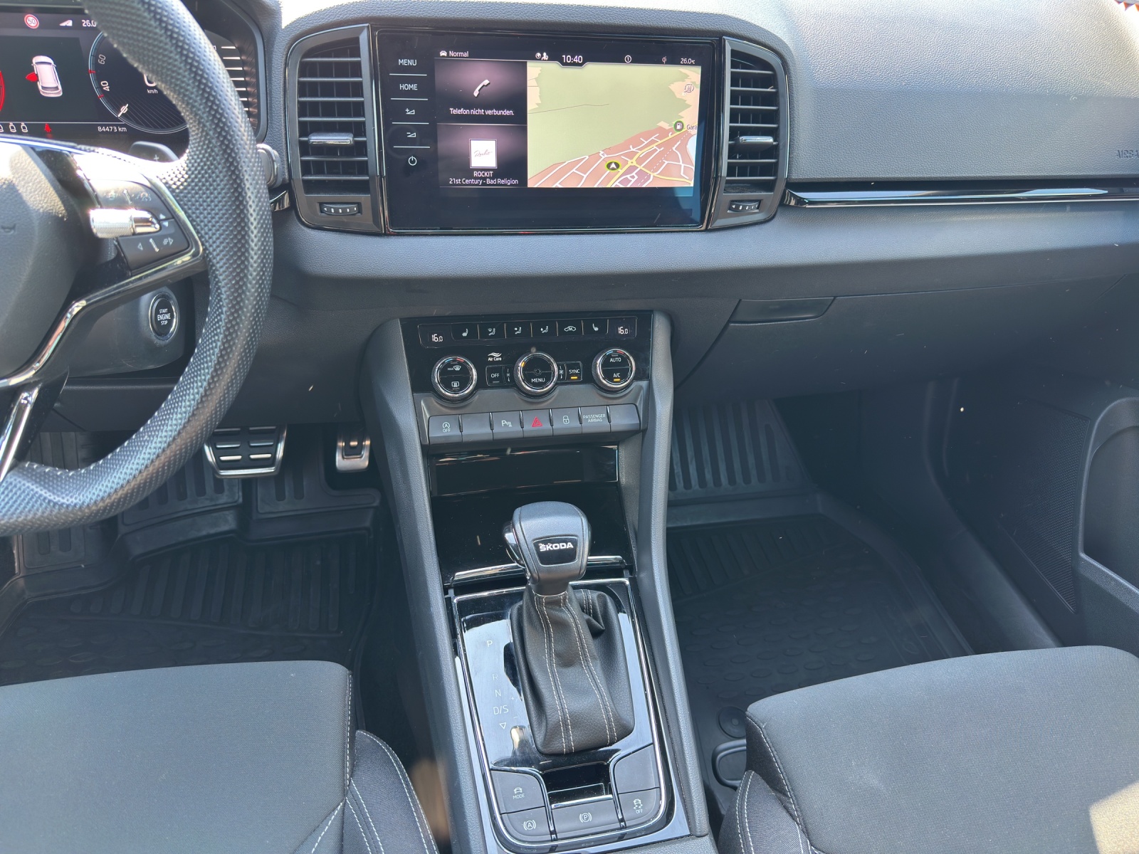SKODA Karoq 1.5 TSI SportLine DSG-image-9