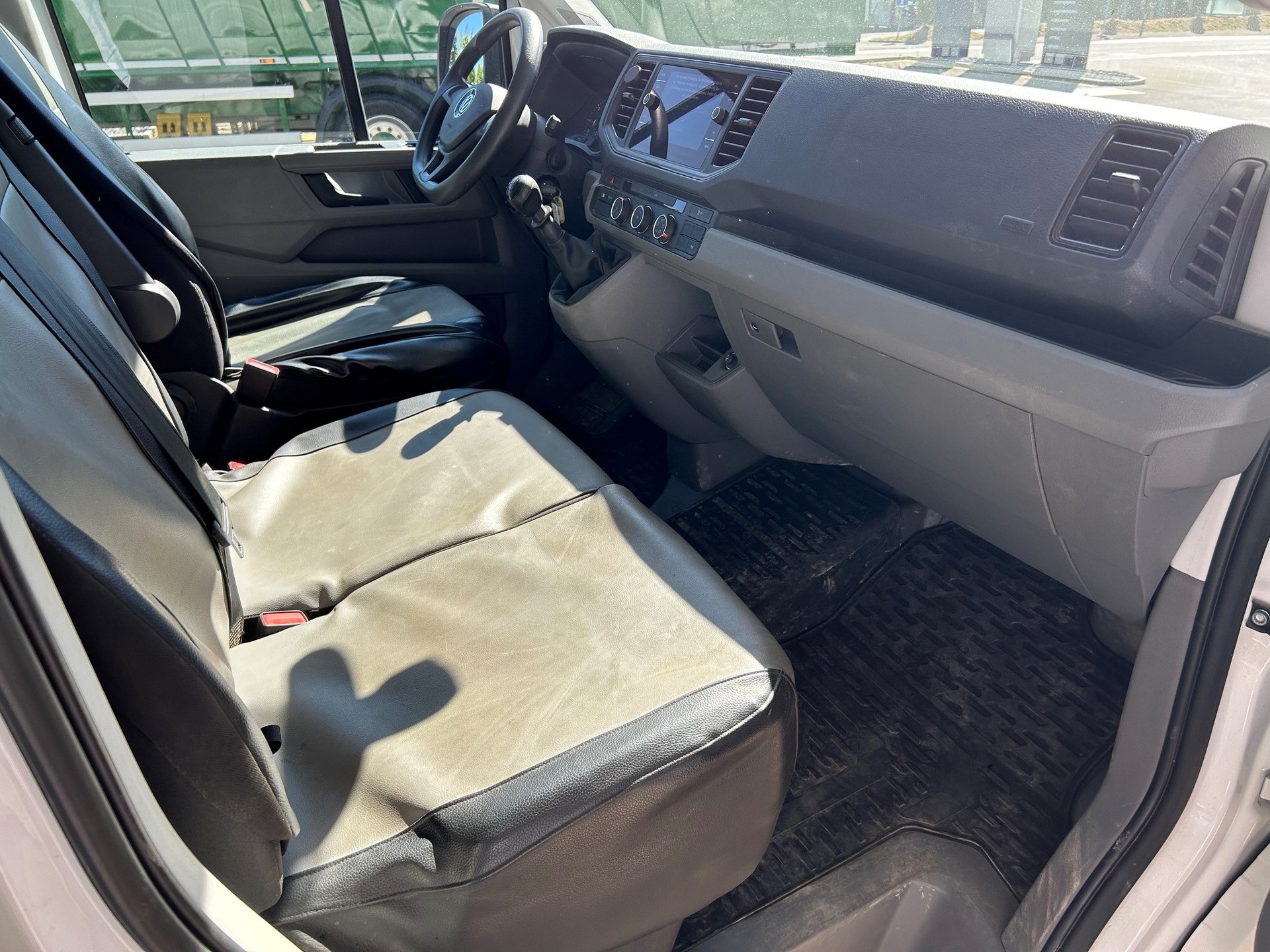 VW Crafter 35 2.0 TDI Entry L3-image-9