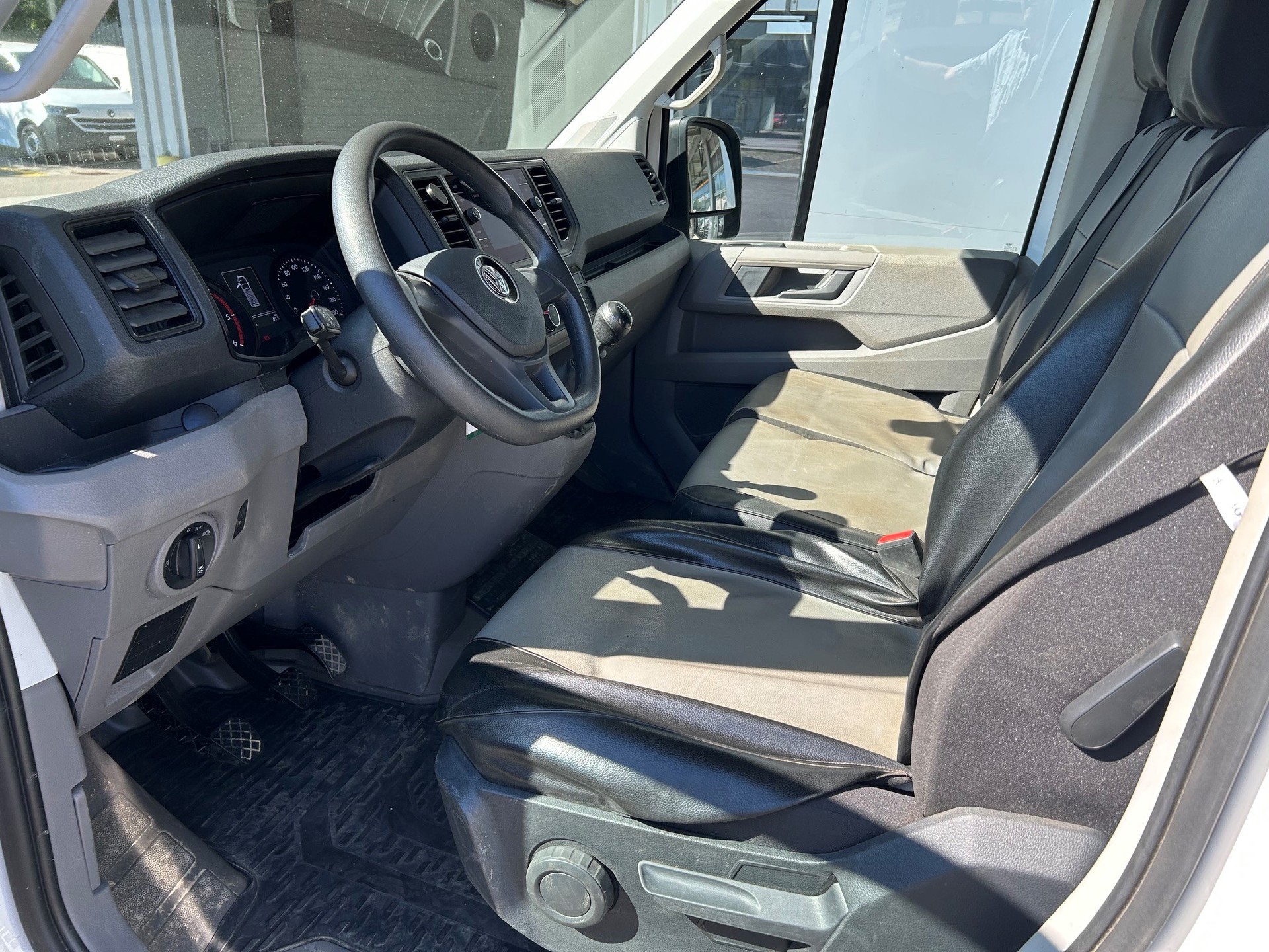 VW Crafter 35 2.0 TDI Entry L3-image-8