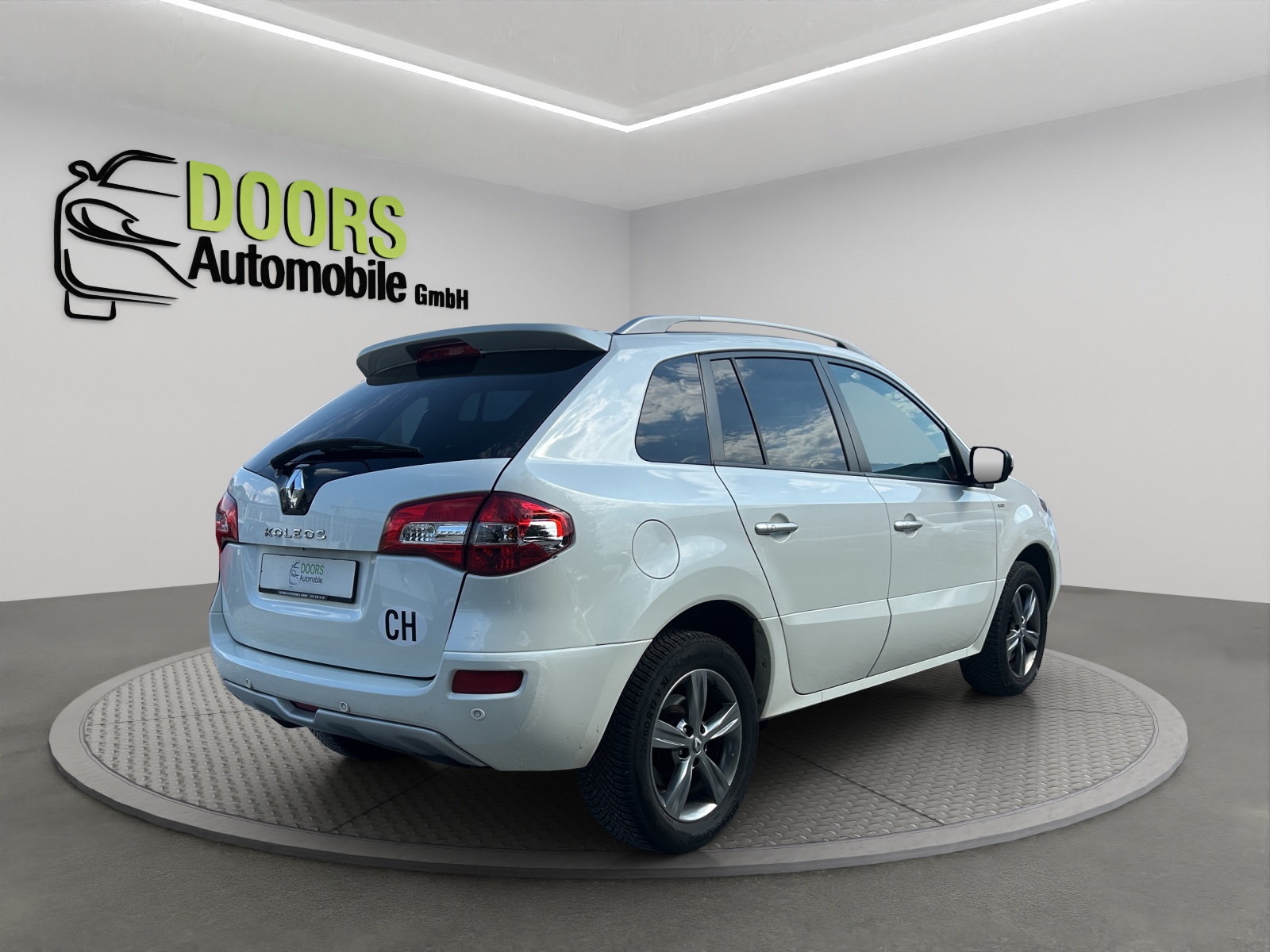 RENAULT Koleos 2.0 dCi Bose 4x4 Automatic-showroom-element-3