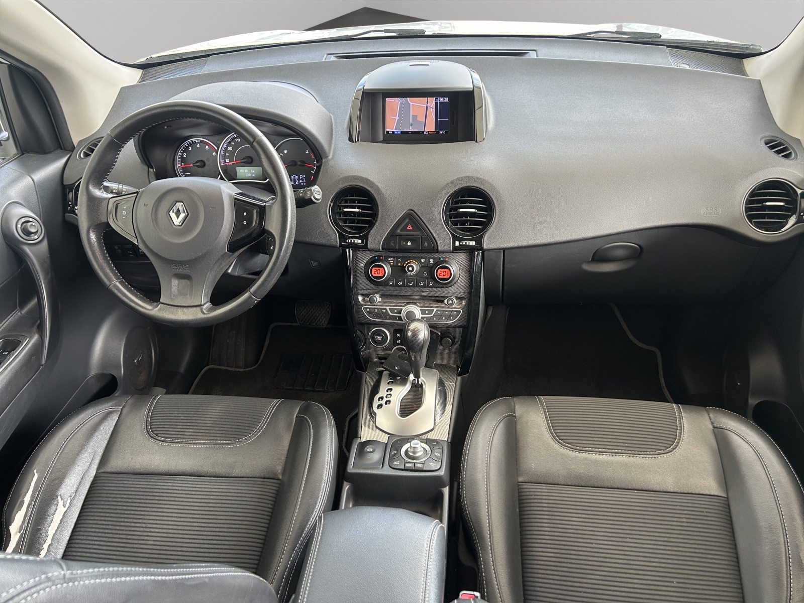 RENAULT Koleos 2.0 dCi Bose 4x4 Automatic-image-16