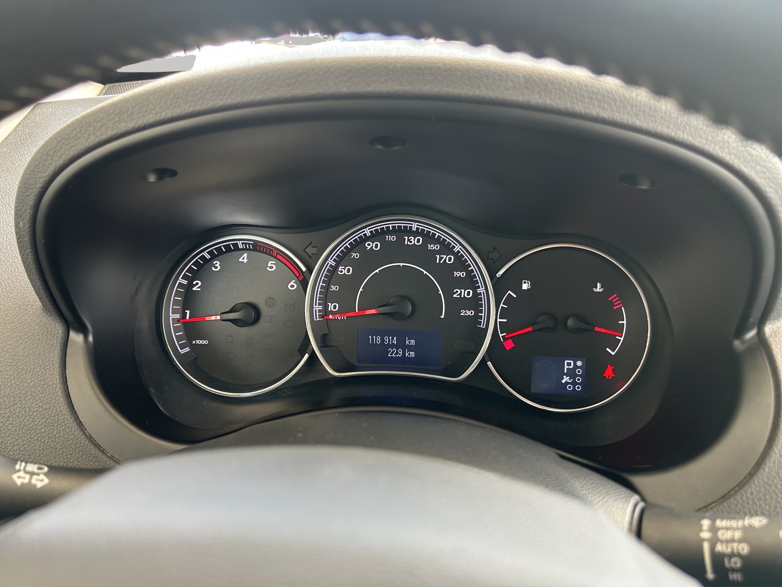 RENAULT Koleos 2.0 dCi Bose 4x4 Automatic-image-18