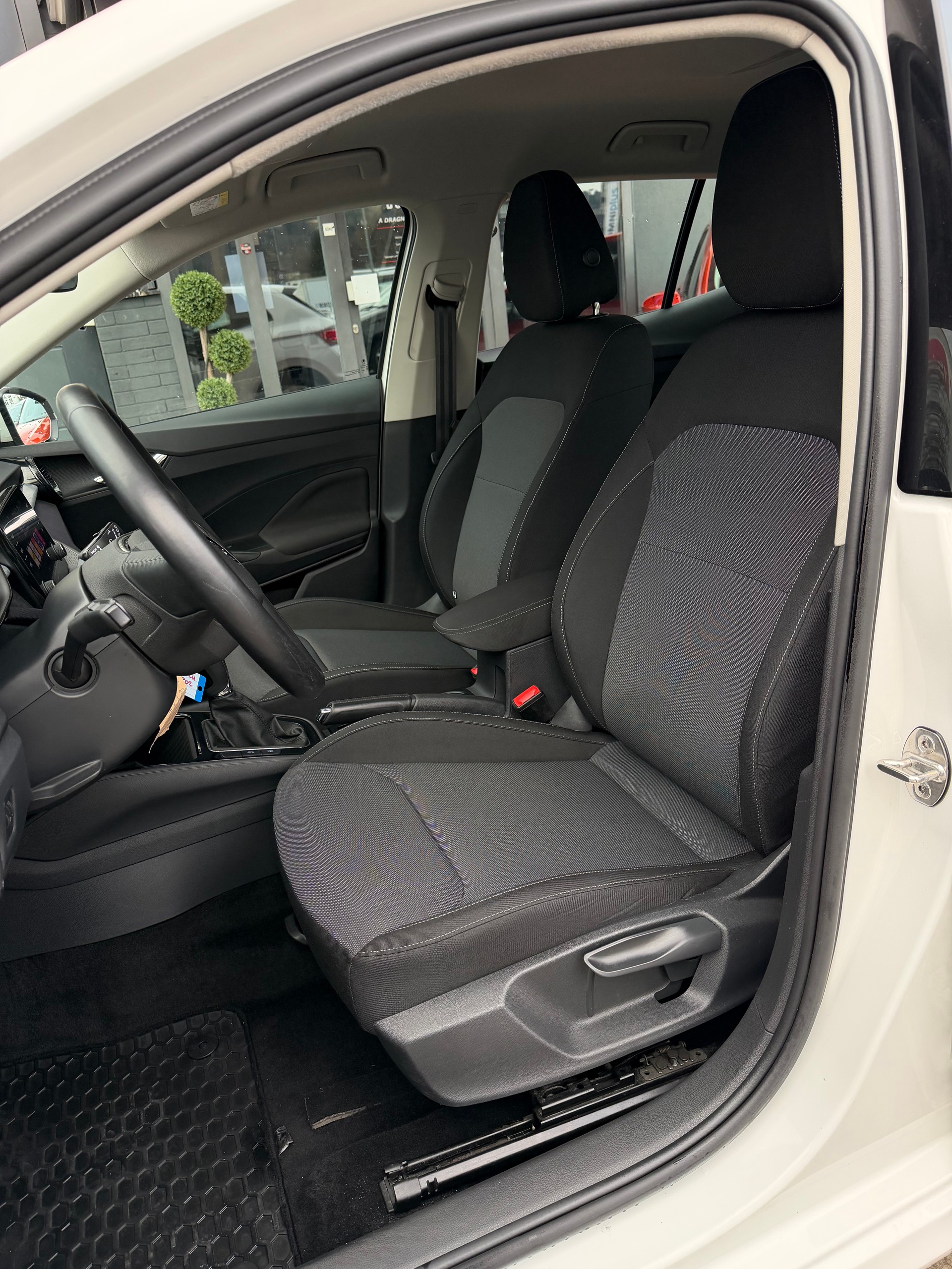 SKODA Fabia 1.0 TSI Style DSG-image-13
