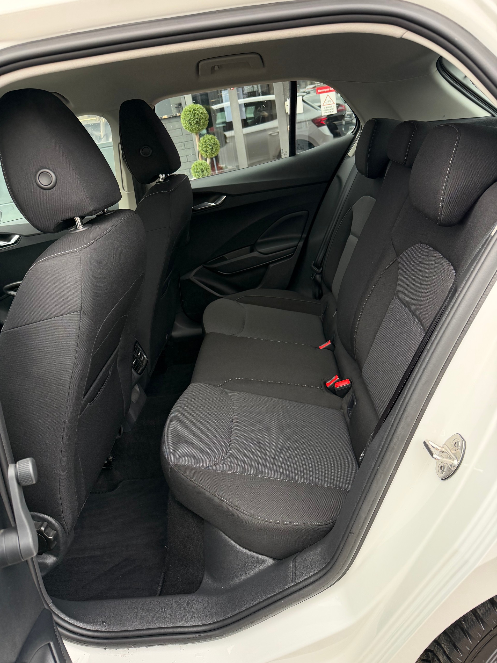 SKODA Fabia 1.0 TSI Style DSG-image-15