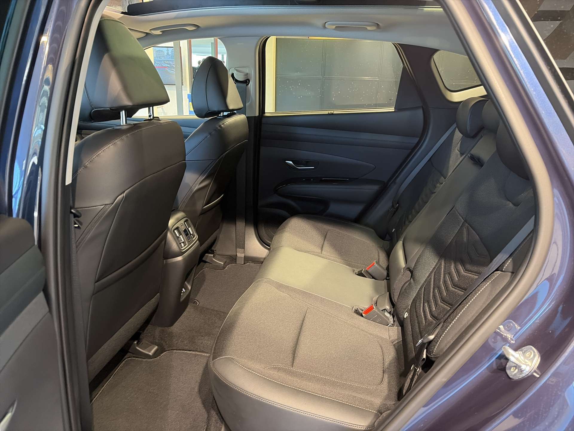 HYUNDAI Tucson 1.6 TGDi PHEV 252PS Techno Sky 4WD Automat-image-6