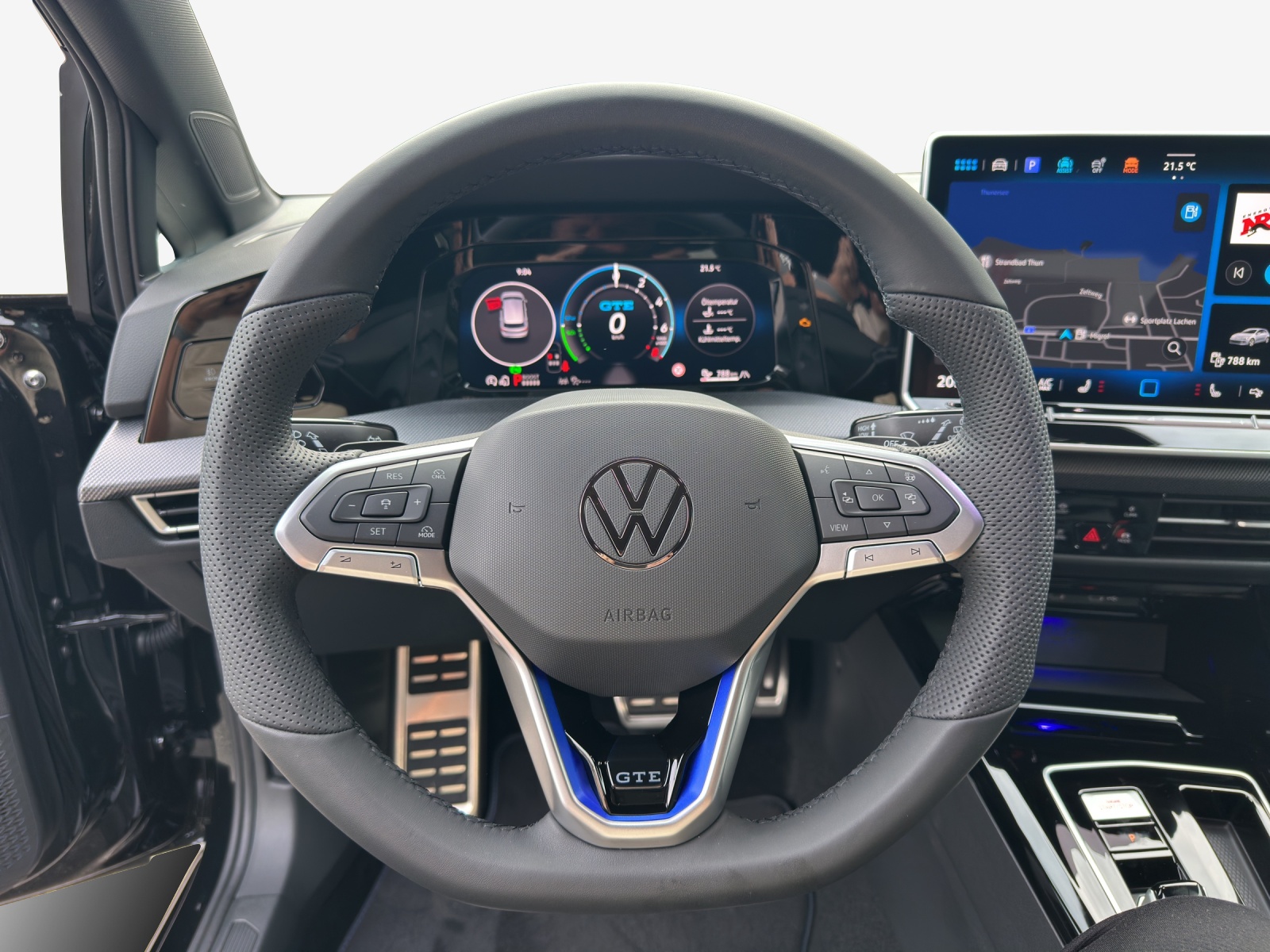 VW Golf 1.5 TSI PHEV GTE-image-9