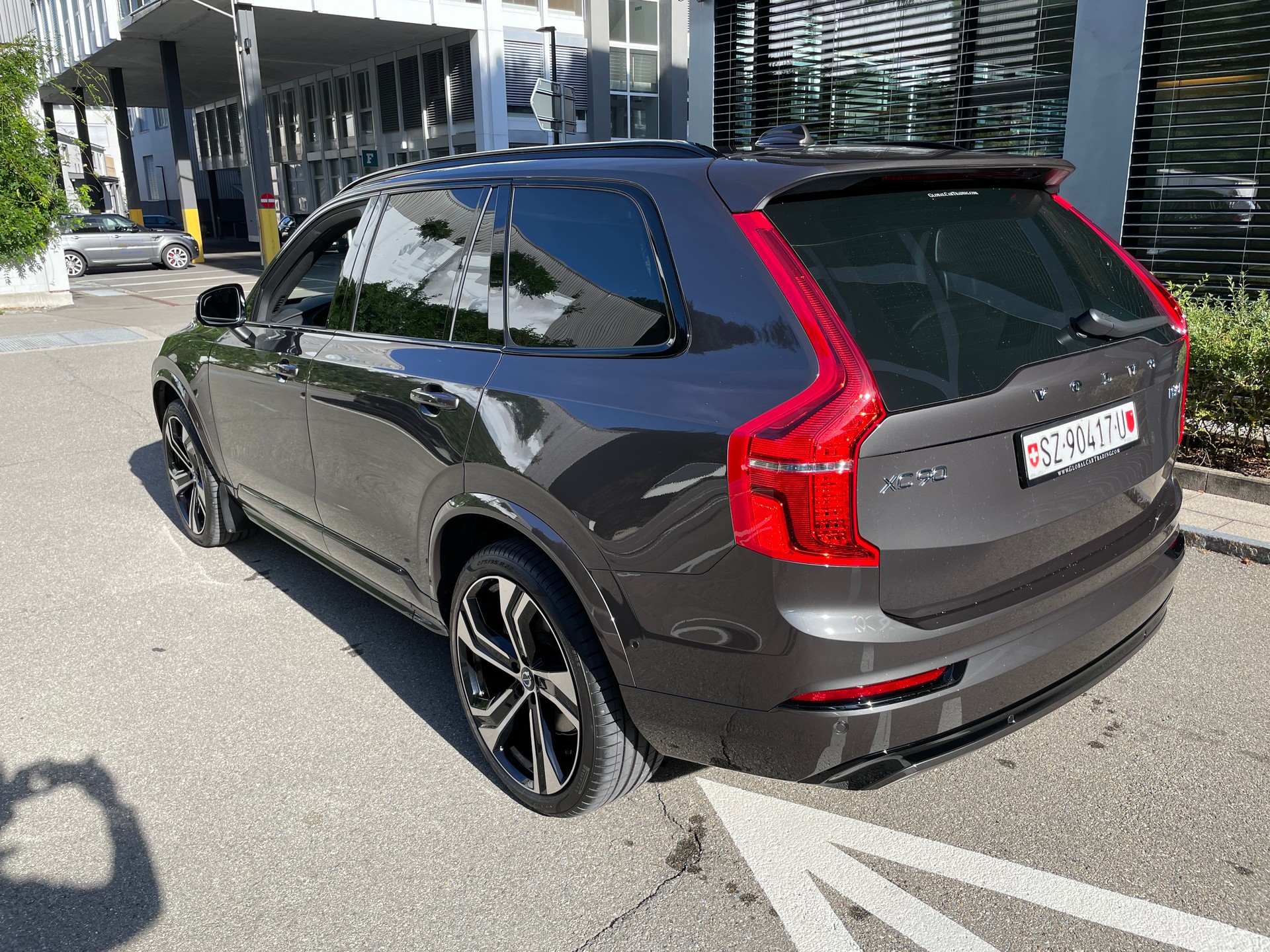 VOLVO XC90 B5 Diesel Mild Hybrid AWD Ultimate Dark 7-Sitzer Geartronic-image-6