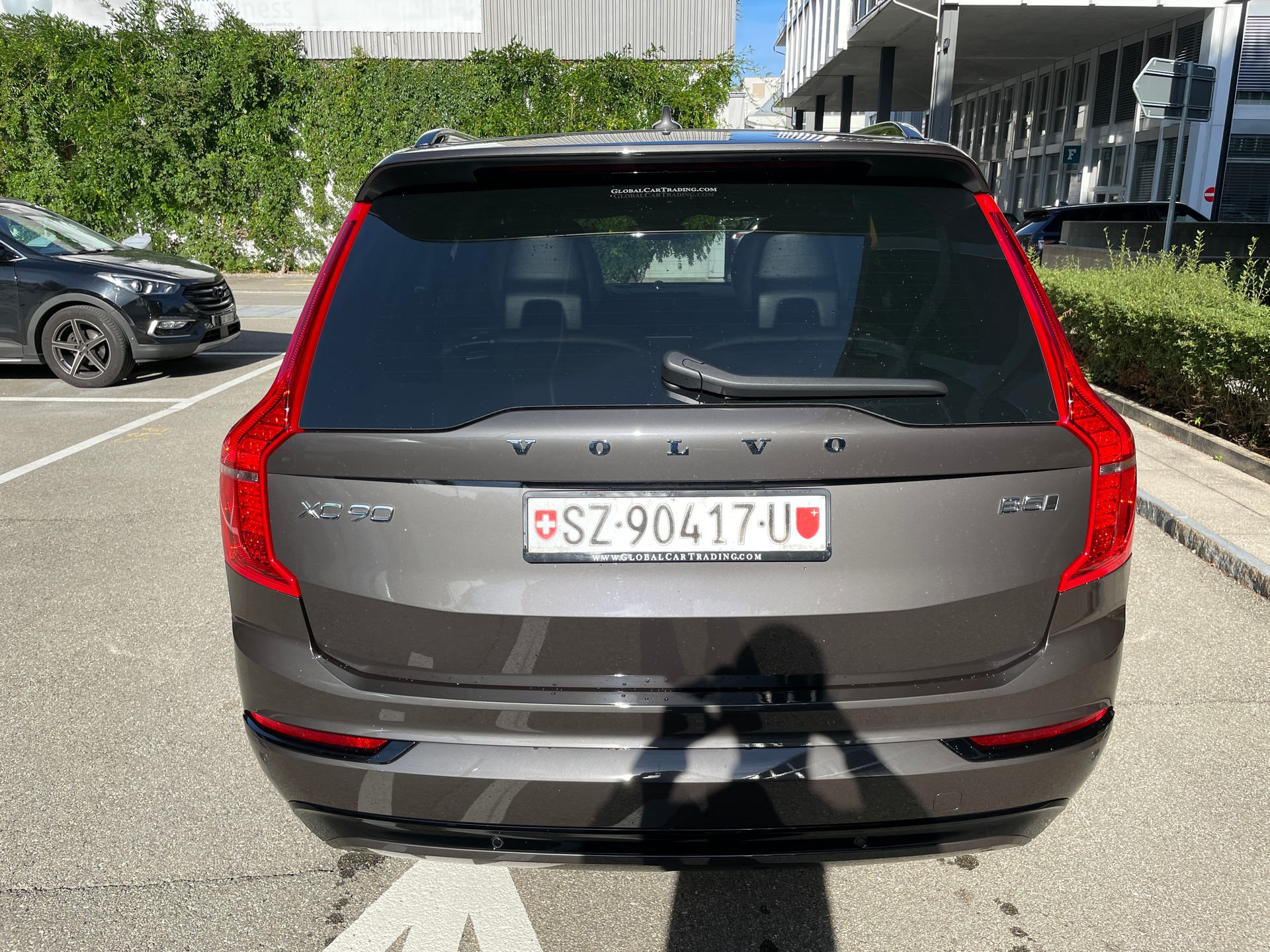 VOLVO XC90 B5 Diesel Mild Hybrid AWD Ultimate Dark 7-Sitzer Geartronic-image-4
