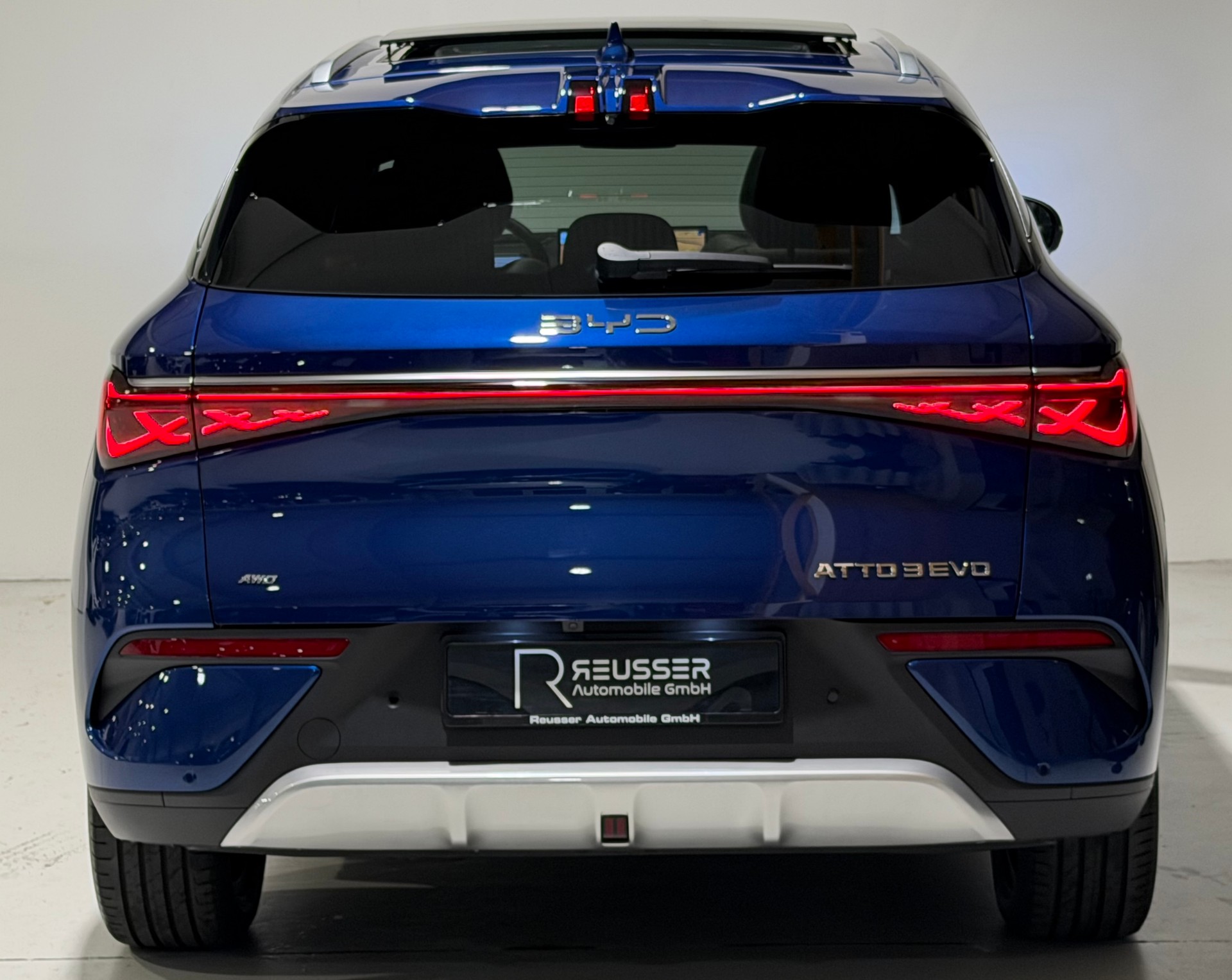 BYD ATTO 3 EVO EXCELLENCE AWD-showroom-element-1
