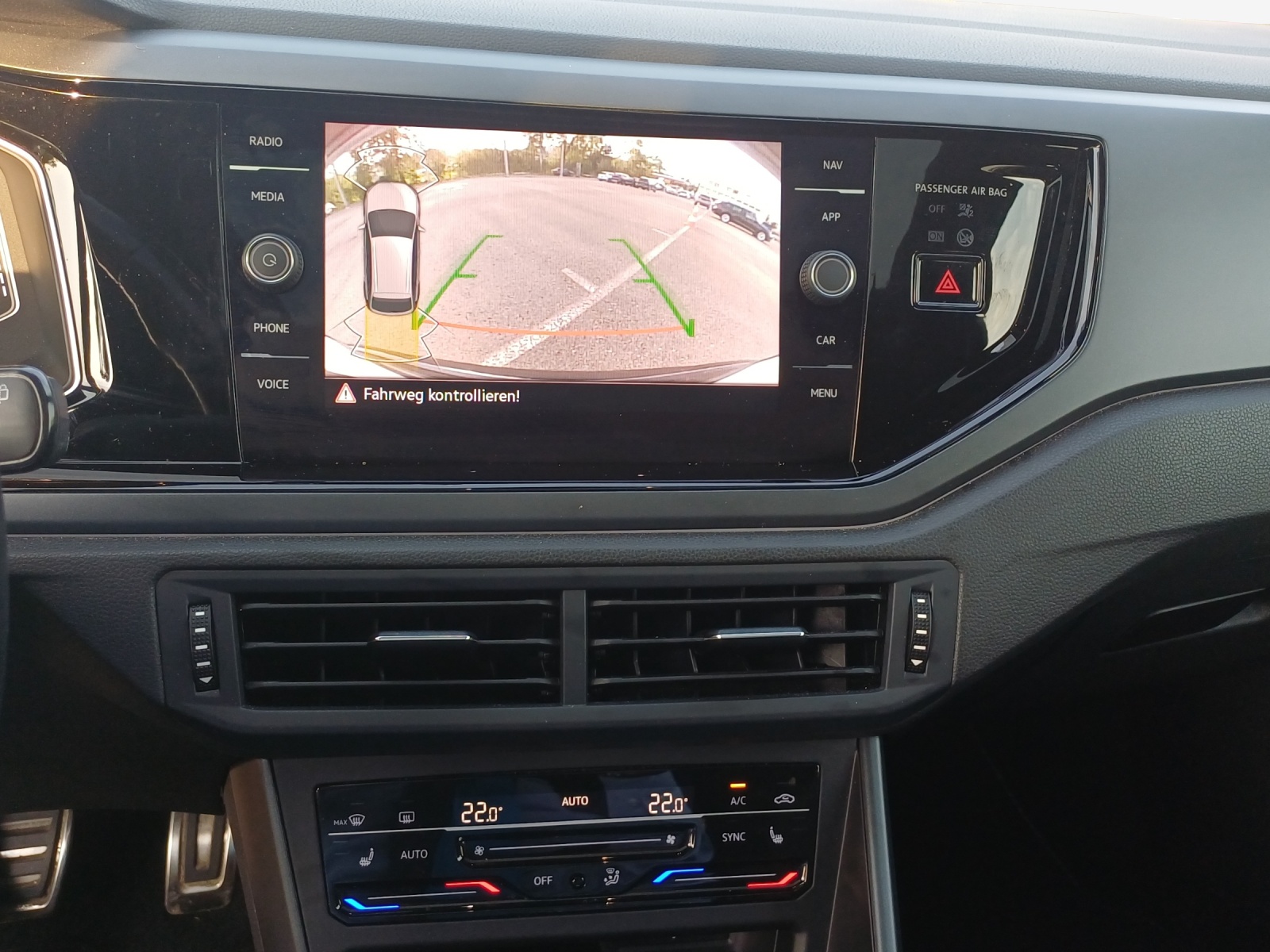 VW VW Taigo R-Line 1.0TSI 110PS DSG-image-10