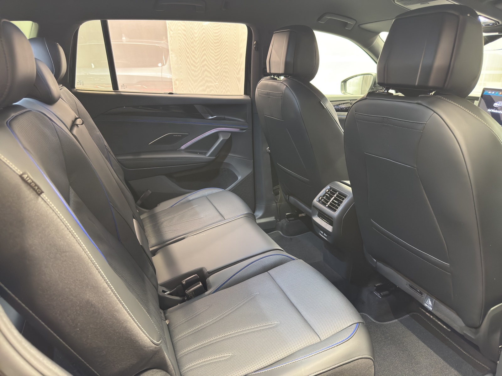 VW Tayron 2.0 TDI SCR R-Line United DSG 4motion-image-9