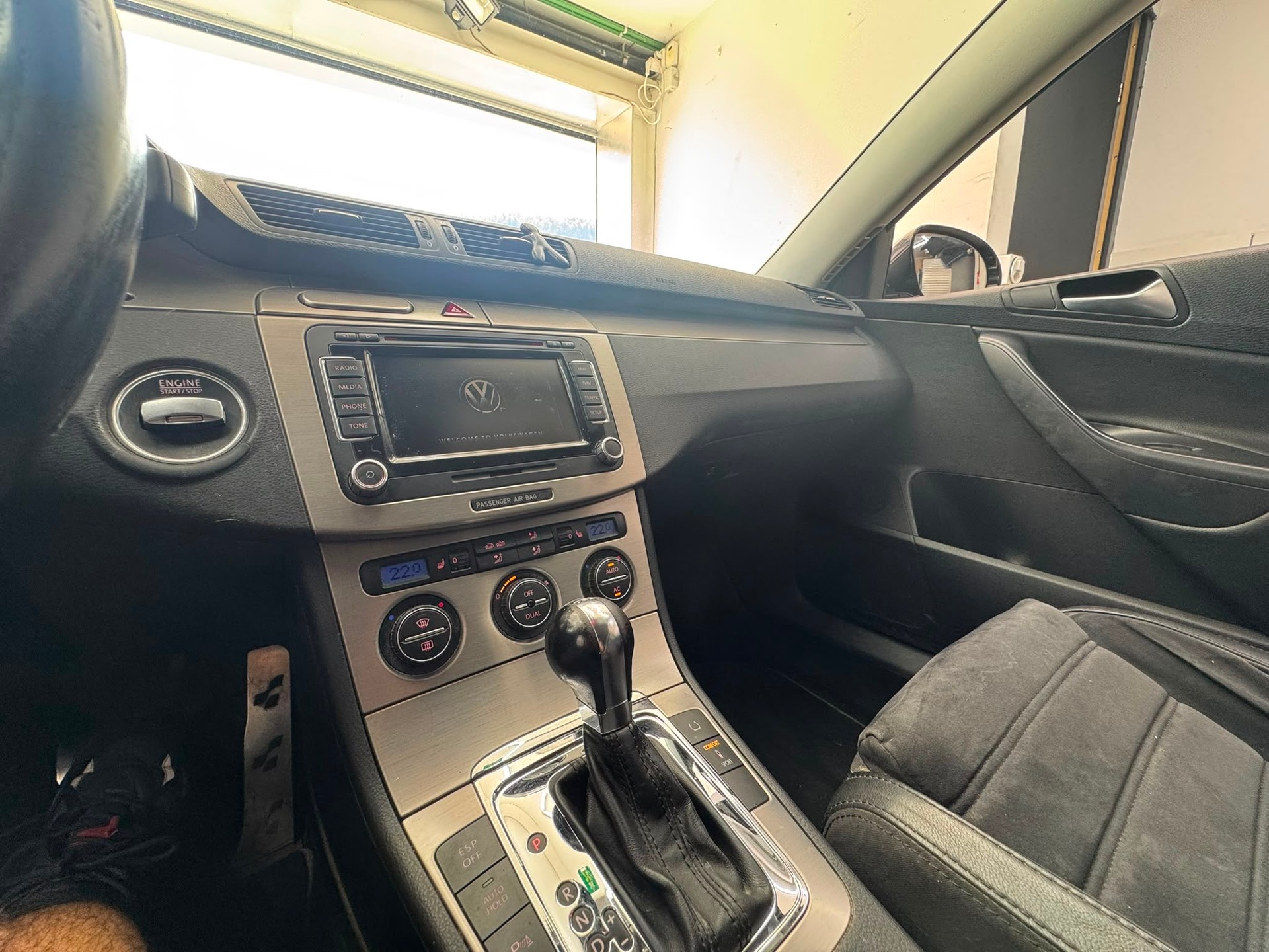 VW Passat Variant R36 4Motion-image-14