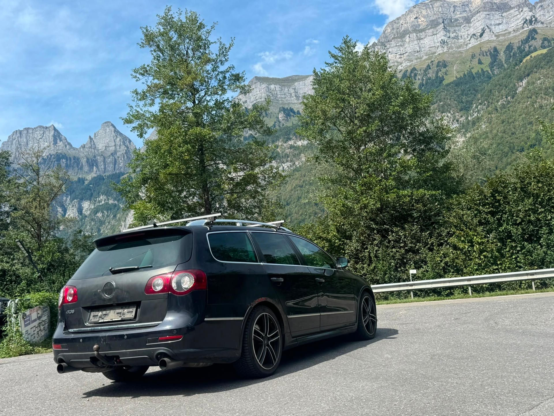 VW Passat Variant R36 4Motion-image-5