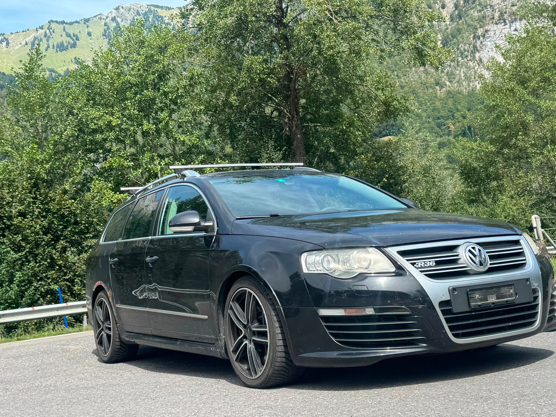 VW Passat Variant R36 4Motion-image-7