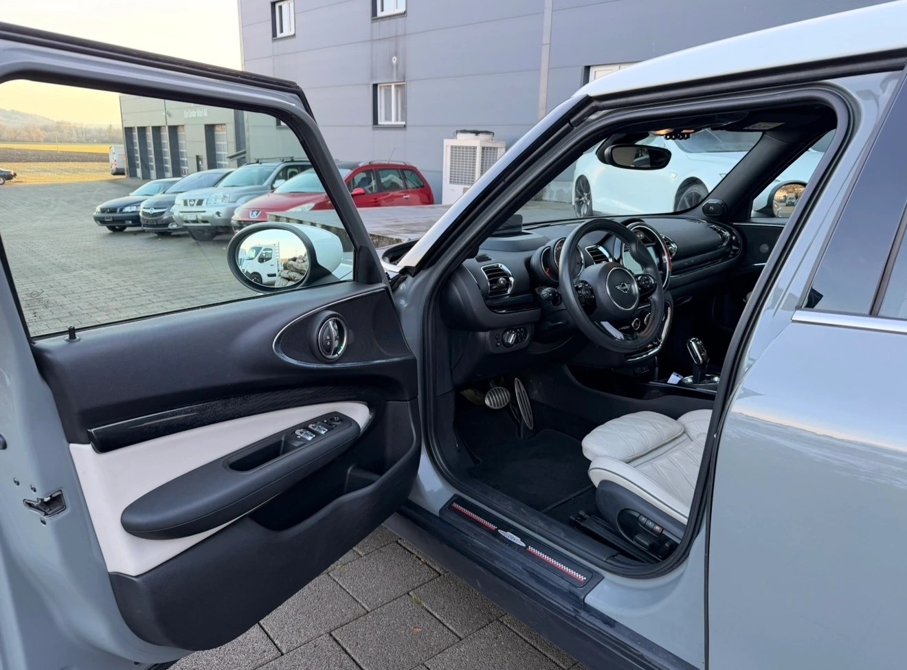 MINI Clubman Cooper John Cooper Works ALL4 Steptronic-image-6