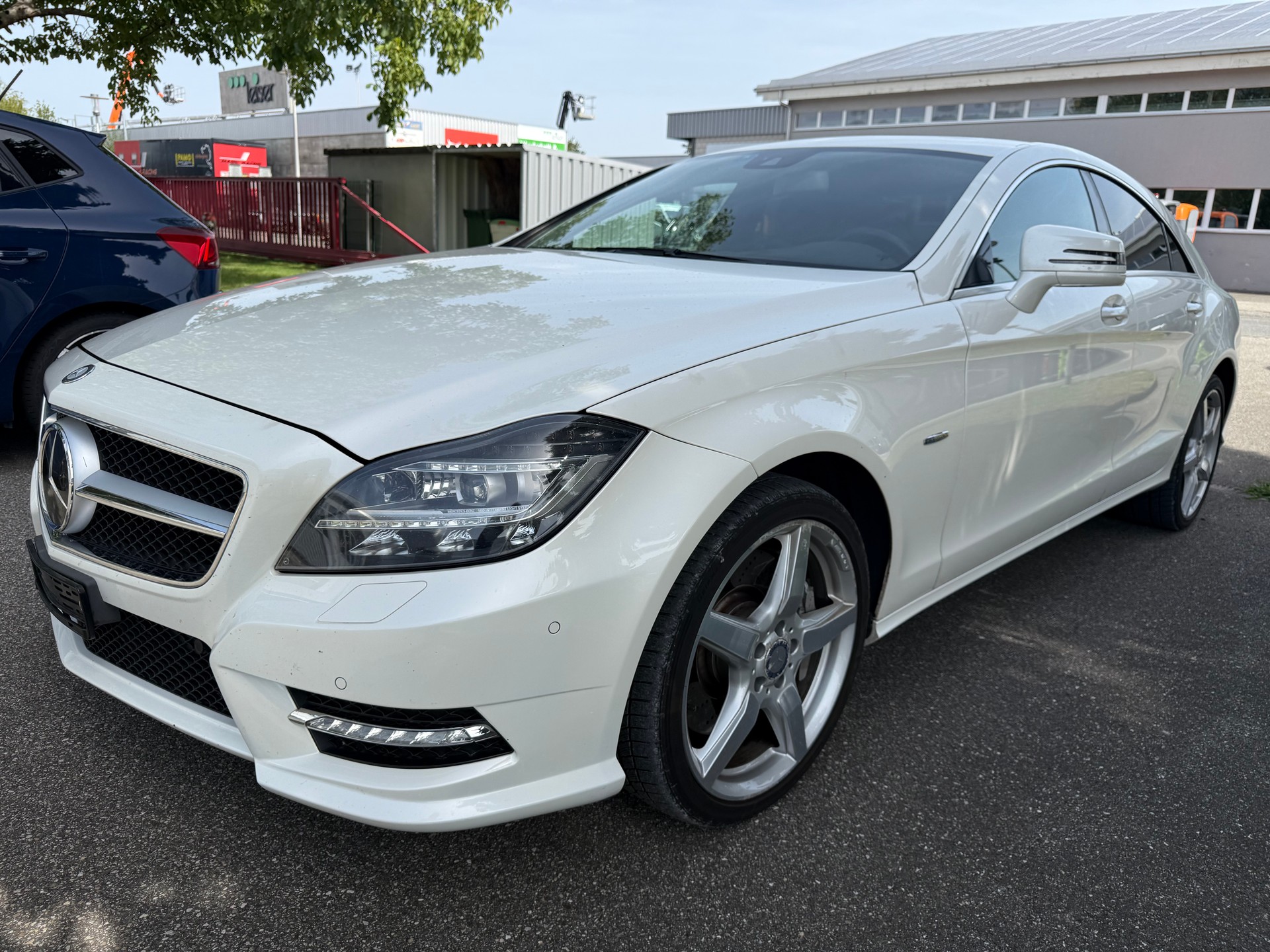 MERCEDES-BENZ CLS 500 4Matic 7G-Tronic-image-5