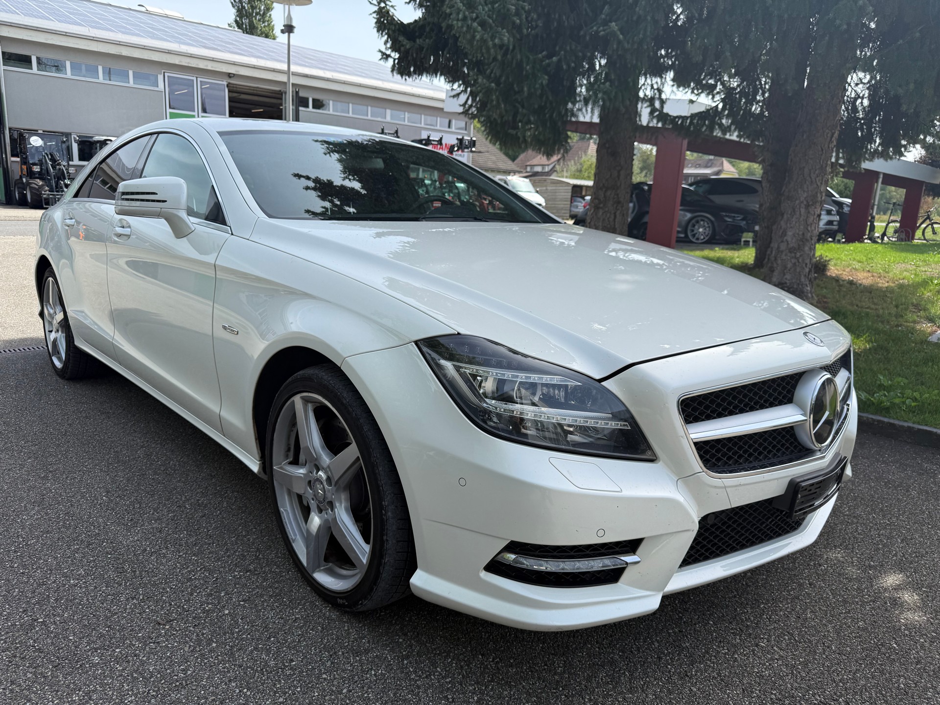 MERCEDES-BENZ CLS 500 4Matic 7G-Tronic-image-1
