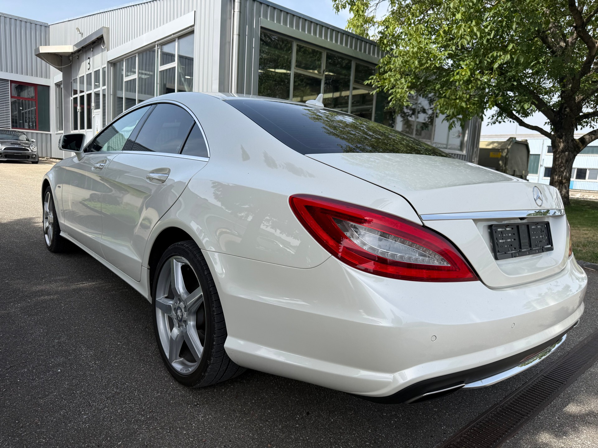 MERCEDES-BENZ CLS 500 4Matic 7G-Tronic-image-4