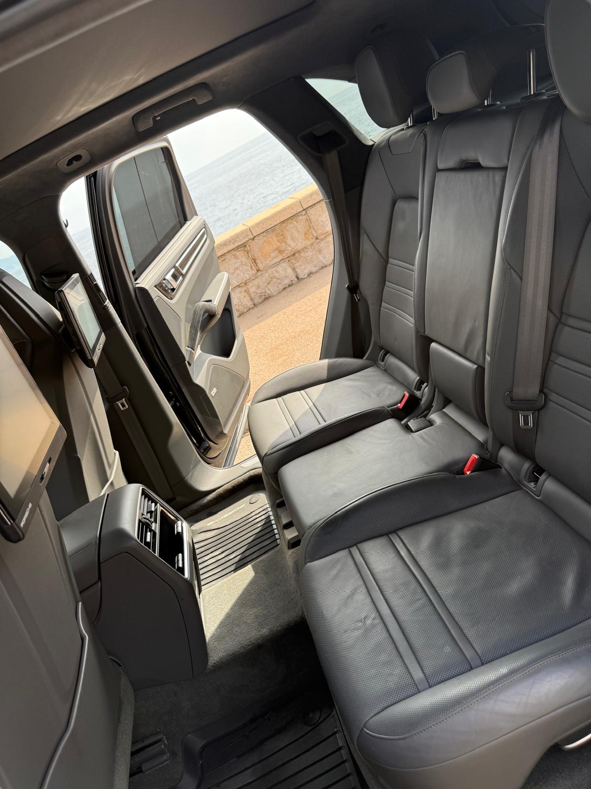 PORSCHE CAYENNE S 2.9 V6-image-8