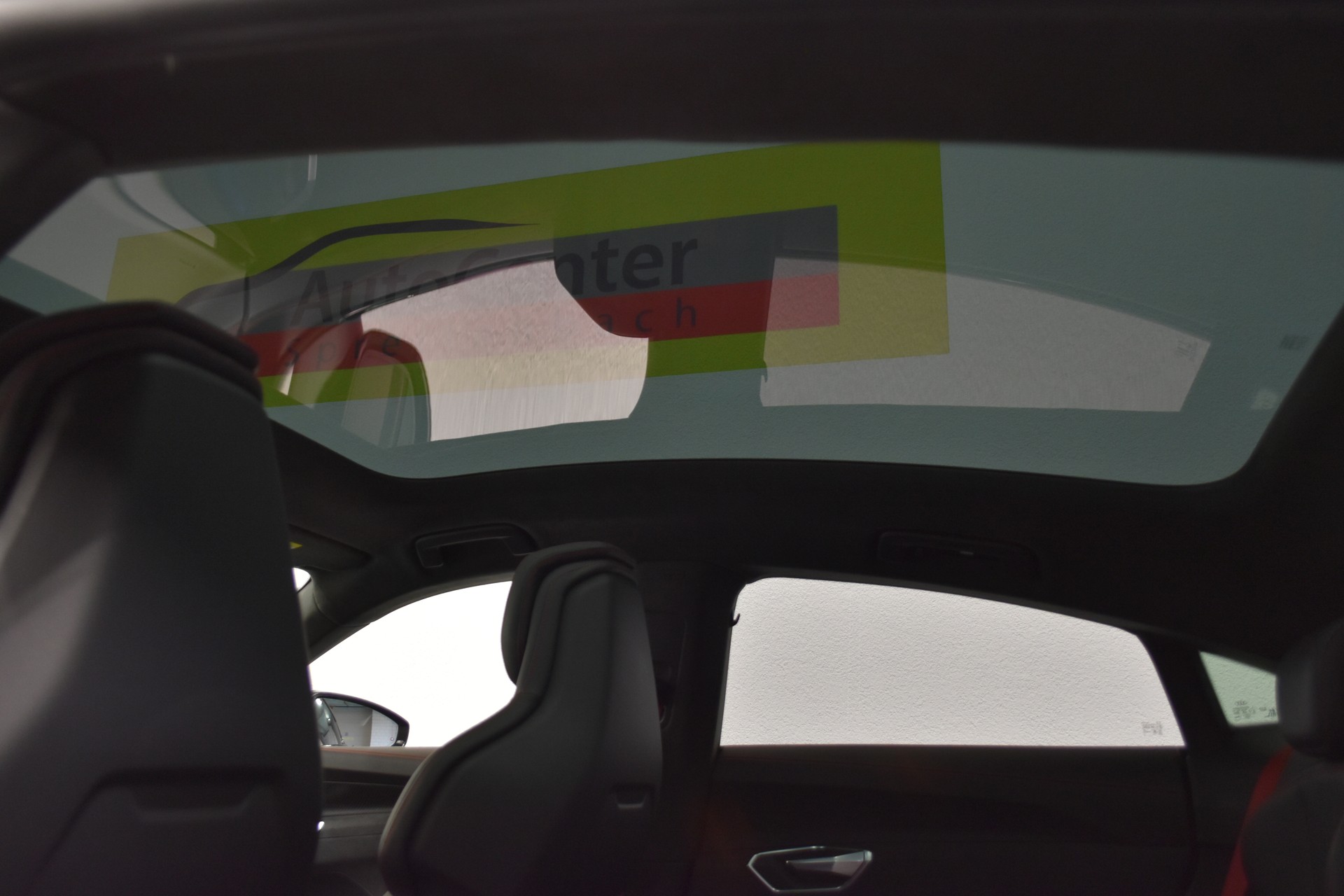 AUDI RS e-tron GT quattro-image-9