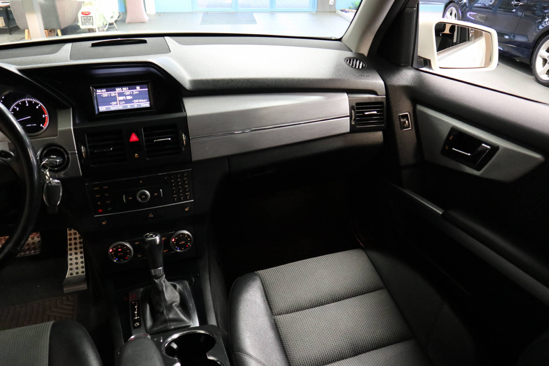 MERCEDES-BENZ GLK 220 CDI BlueEF 4m-image-13