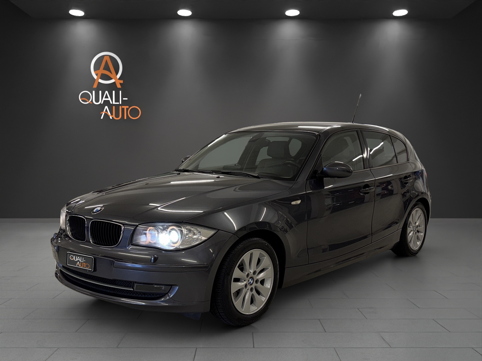 BMW 118i-image-2