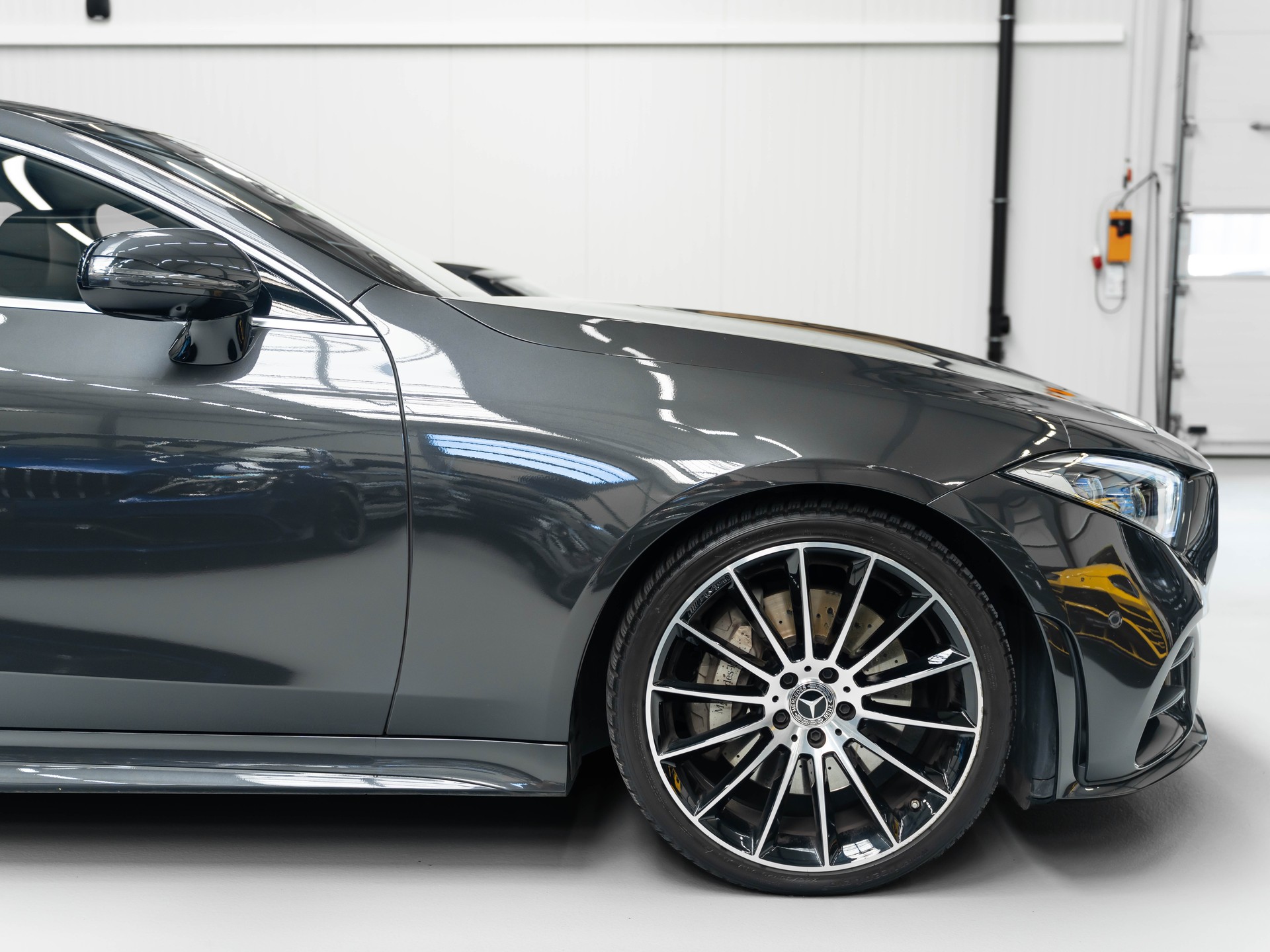 MERCEDES-BENZ CLS 450 4Matic AMG Line 9G-Tronic-image-18