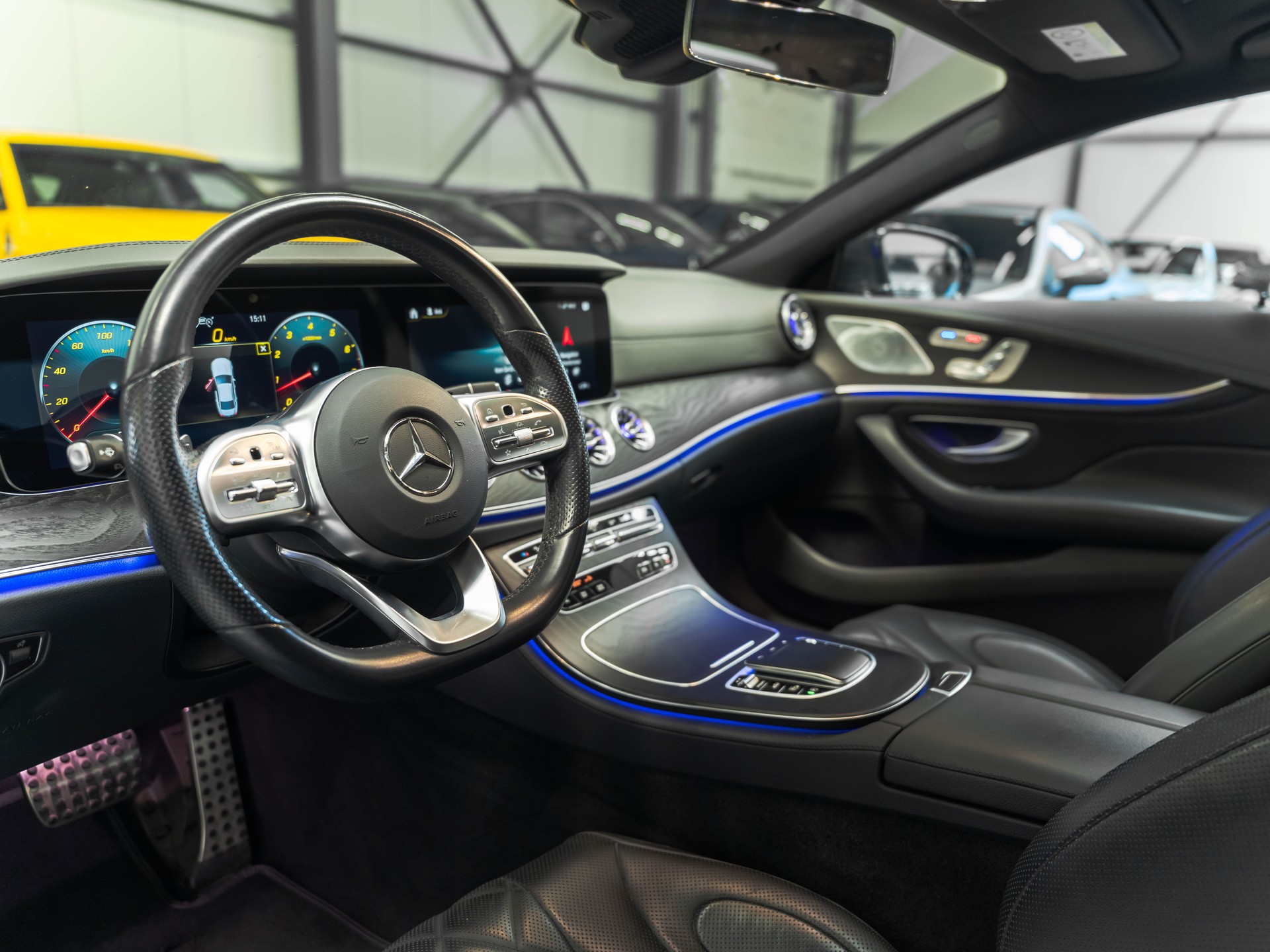 MERCEDES-BENZ CLS 450 4Matic AMG Line 9G-Tronic-image-7