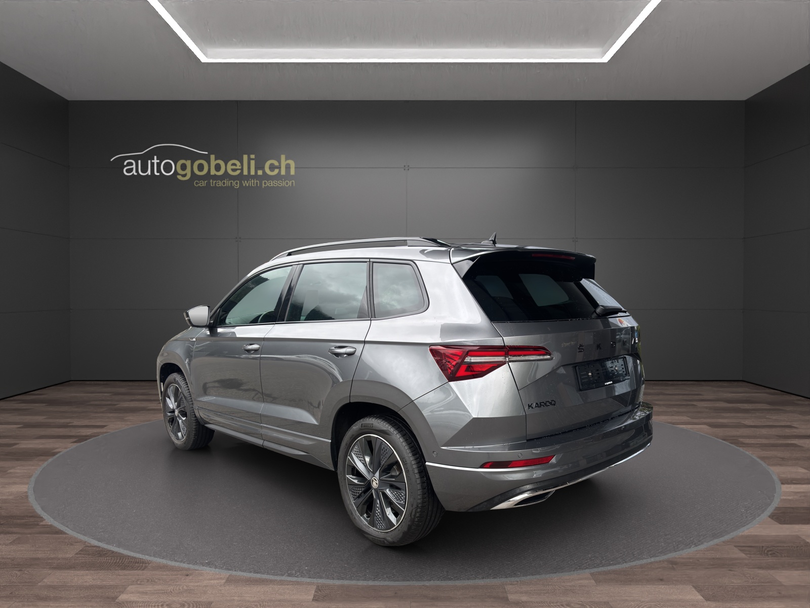 SKODA Karoq 2.0 TDI CR Sport Line 4x4 DSG-image-1
