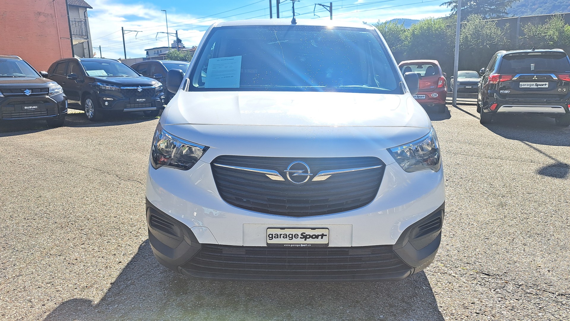 OPEL Combo 1.2 Cargo Essentia start/stop-image-1