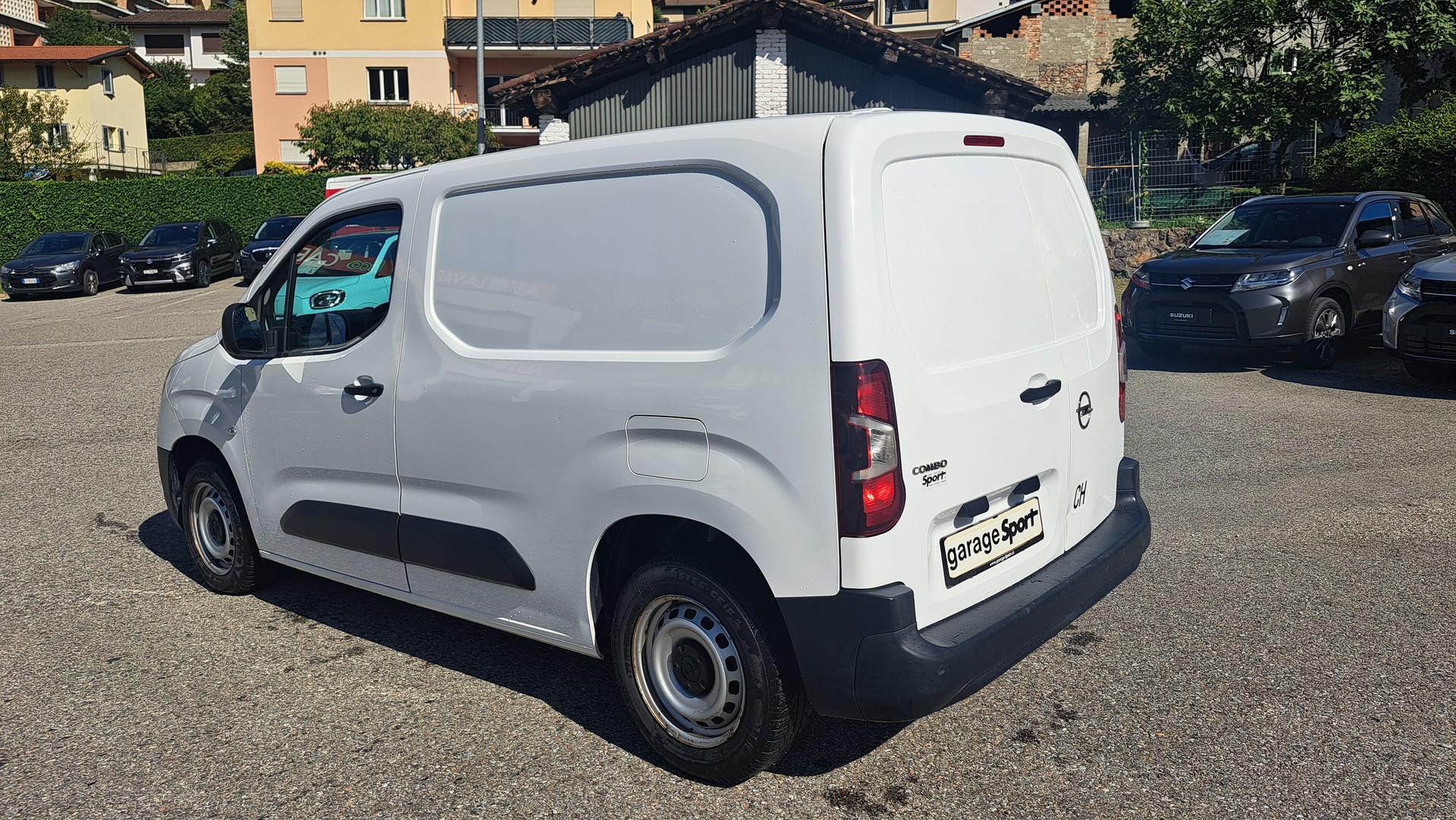 OPEL Combo 1.2 Cargo Essentia start/stop-image-4