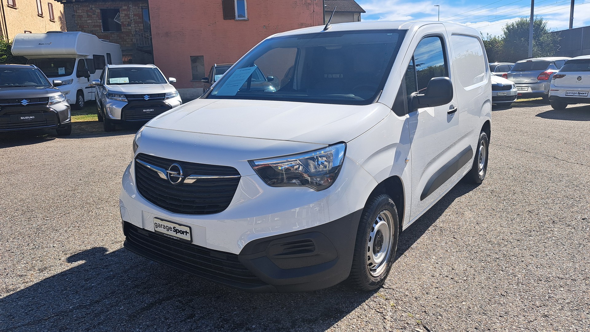 OPEL Combo 1.2 Cargo Essentia start/stop-image-2