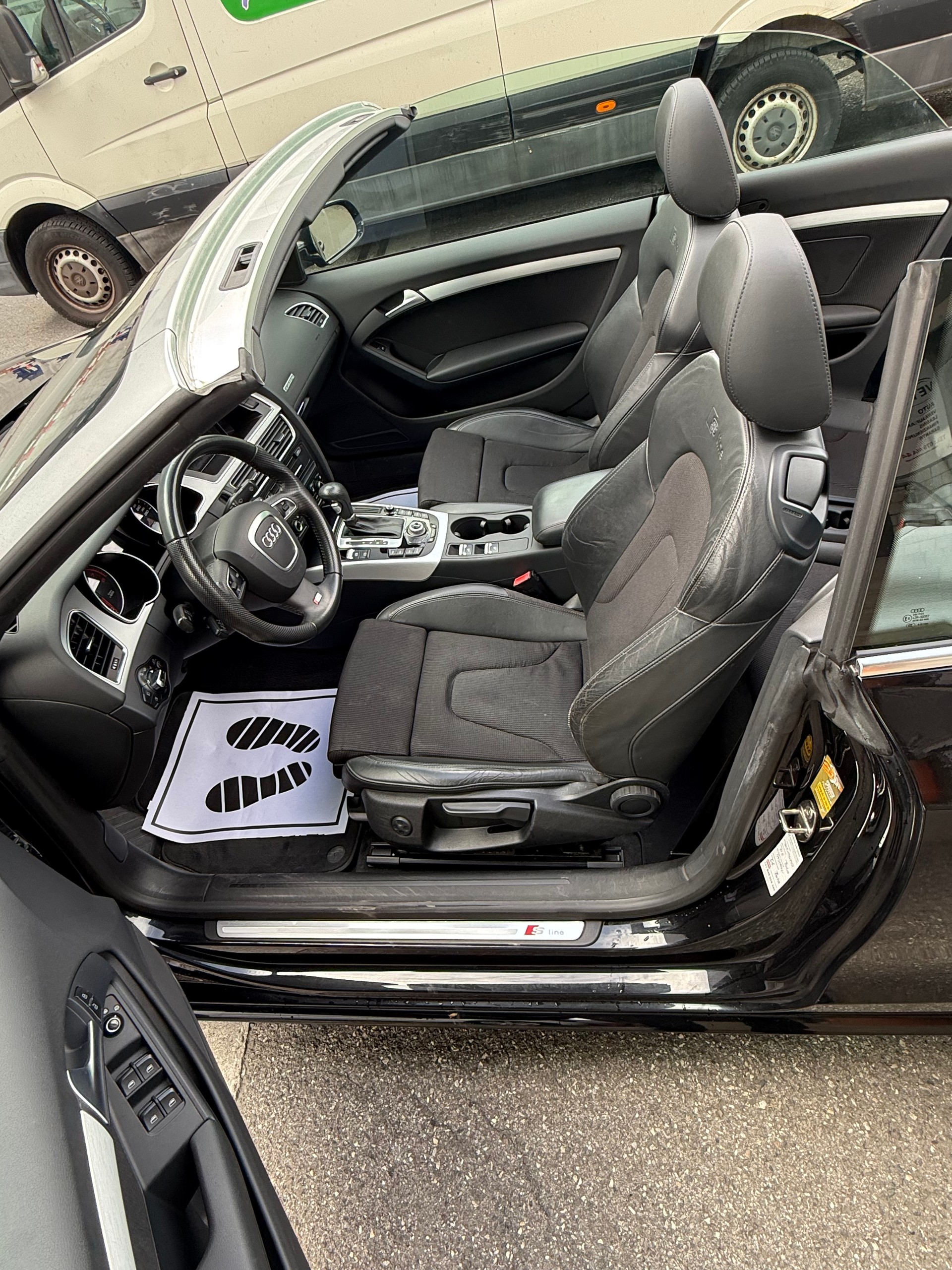AUDI A5 Cabriolet 2.0 TFSI quattro S-tronic-image-6