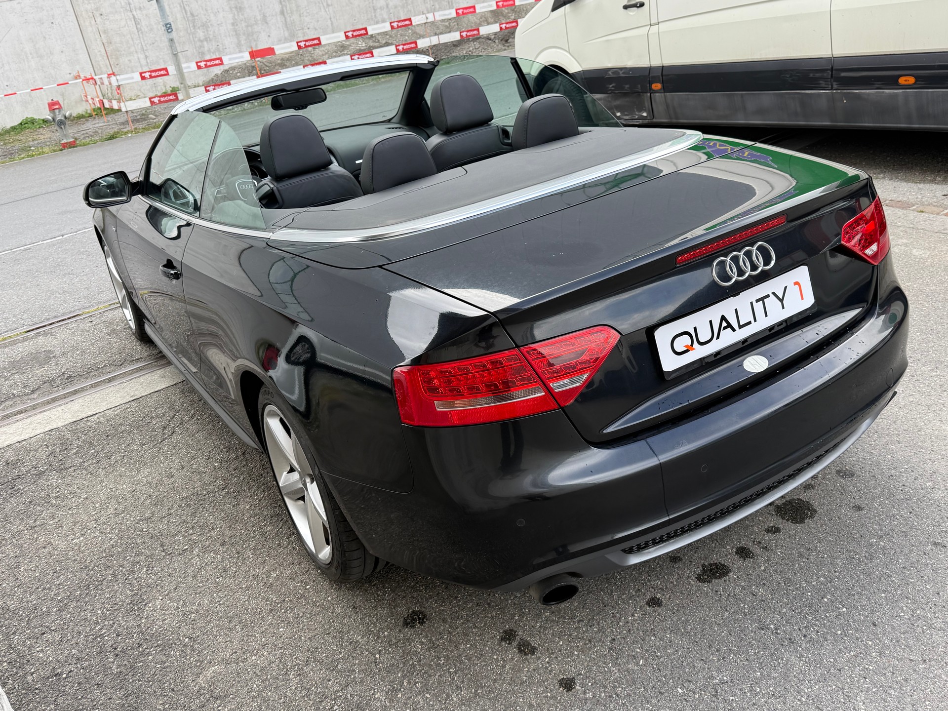 AUDI A5 Cabriolet 2.0 TFSI quattro S-tronic-image-4