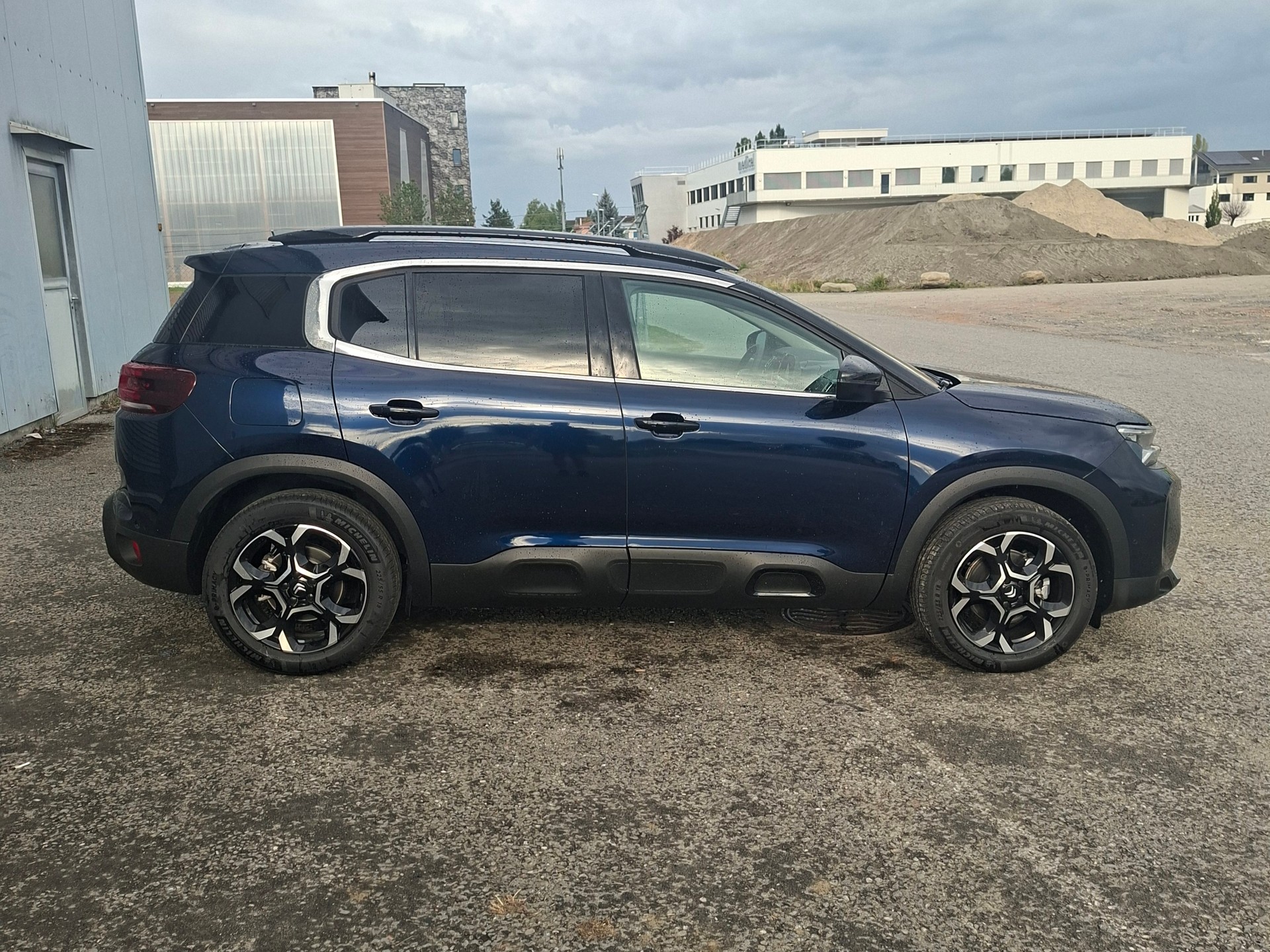 CITROEN C5 Aircross 1.2 HEV Max-image-4