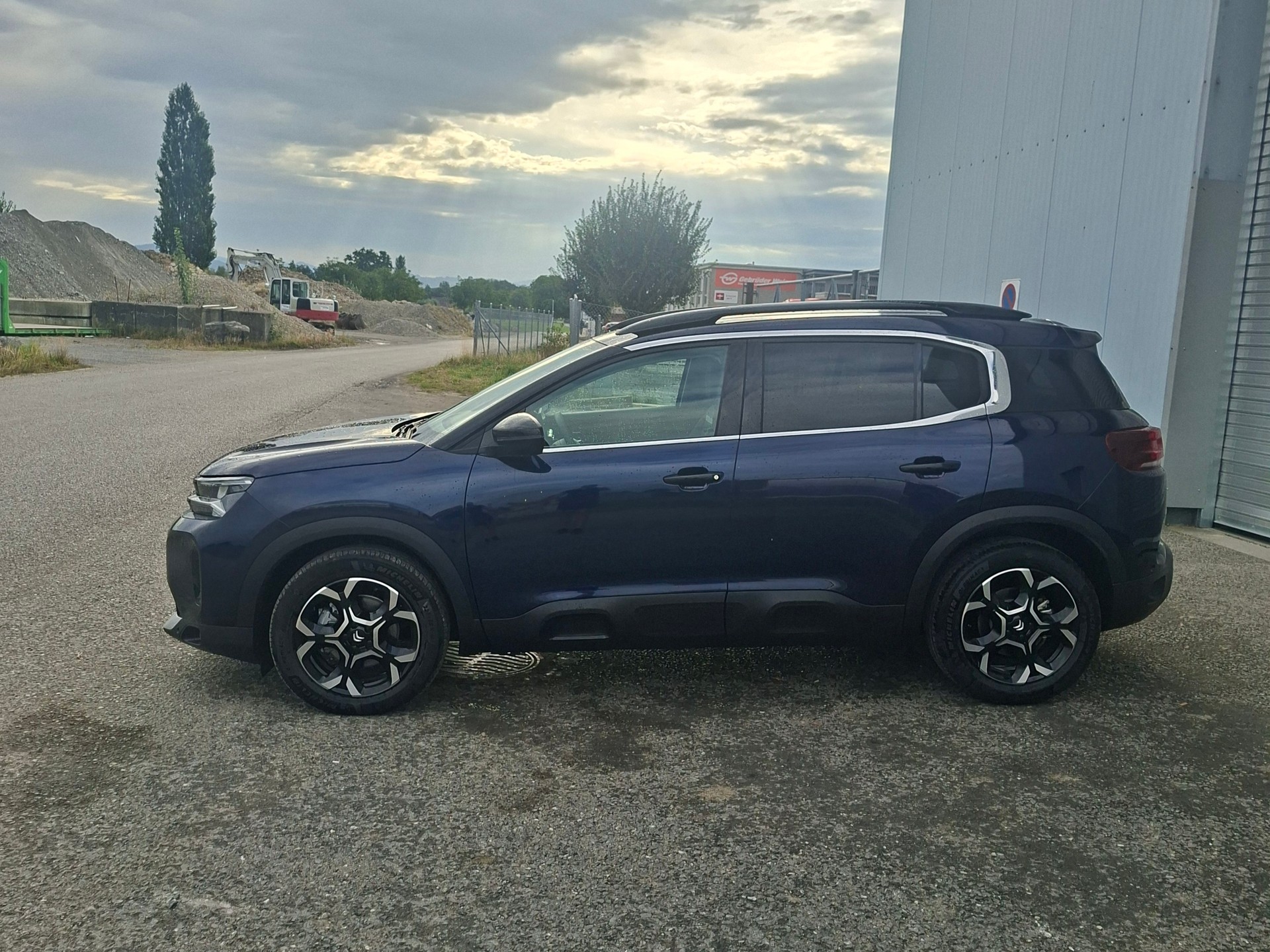 CITROEN C5 Aircross 1.2 HEV Max-image-1