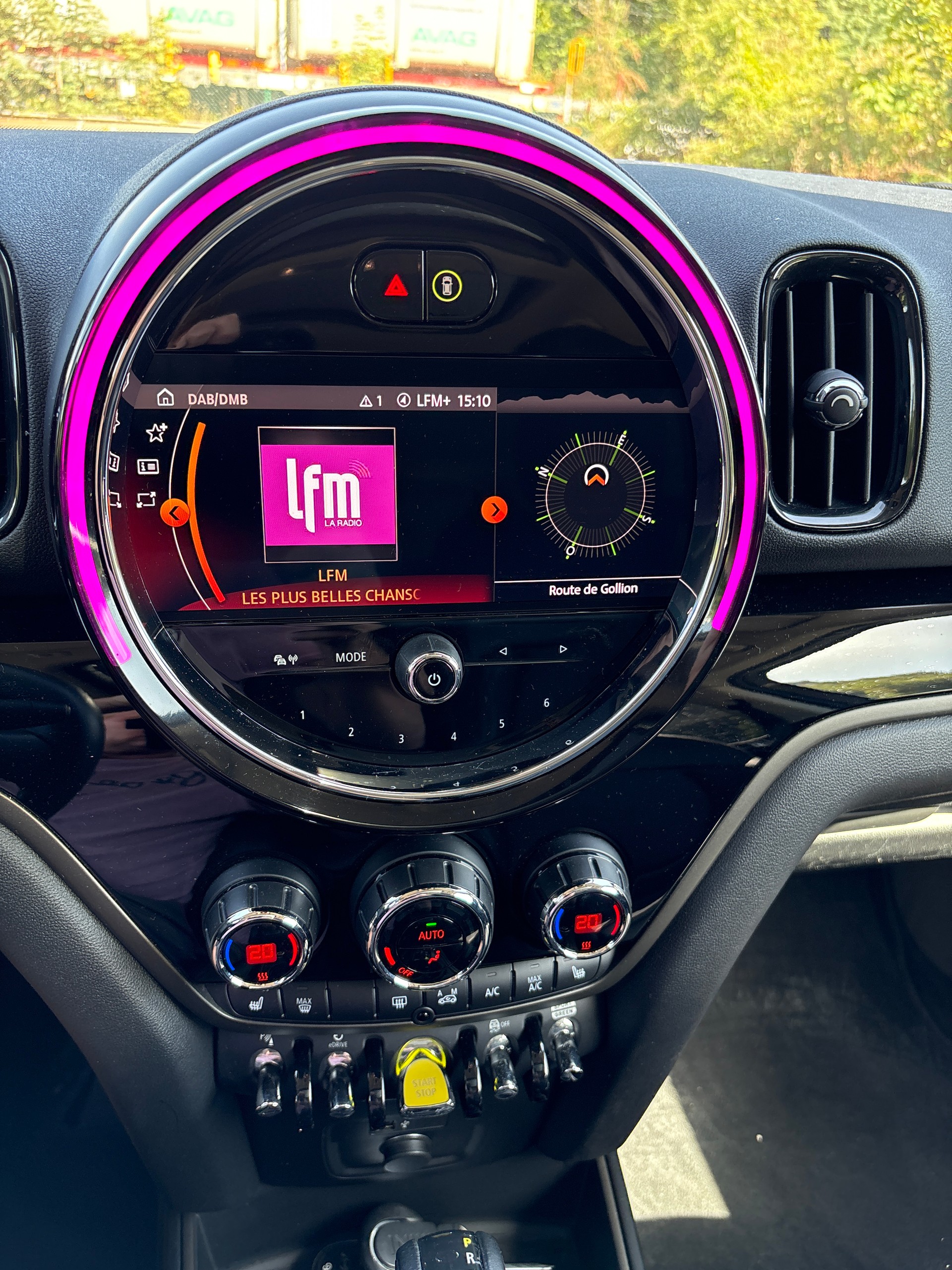 MINI Countryman Cooper SE ALL4 PHEV Steptronic-image-12