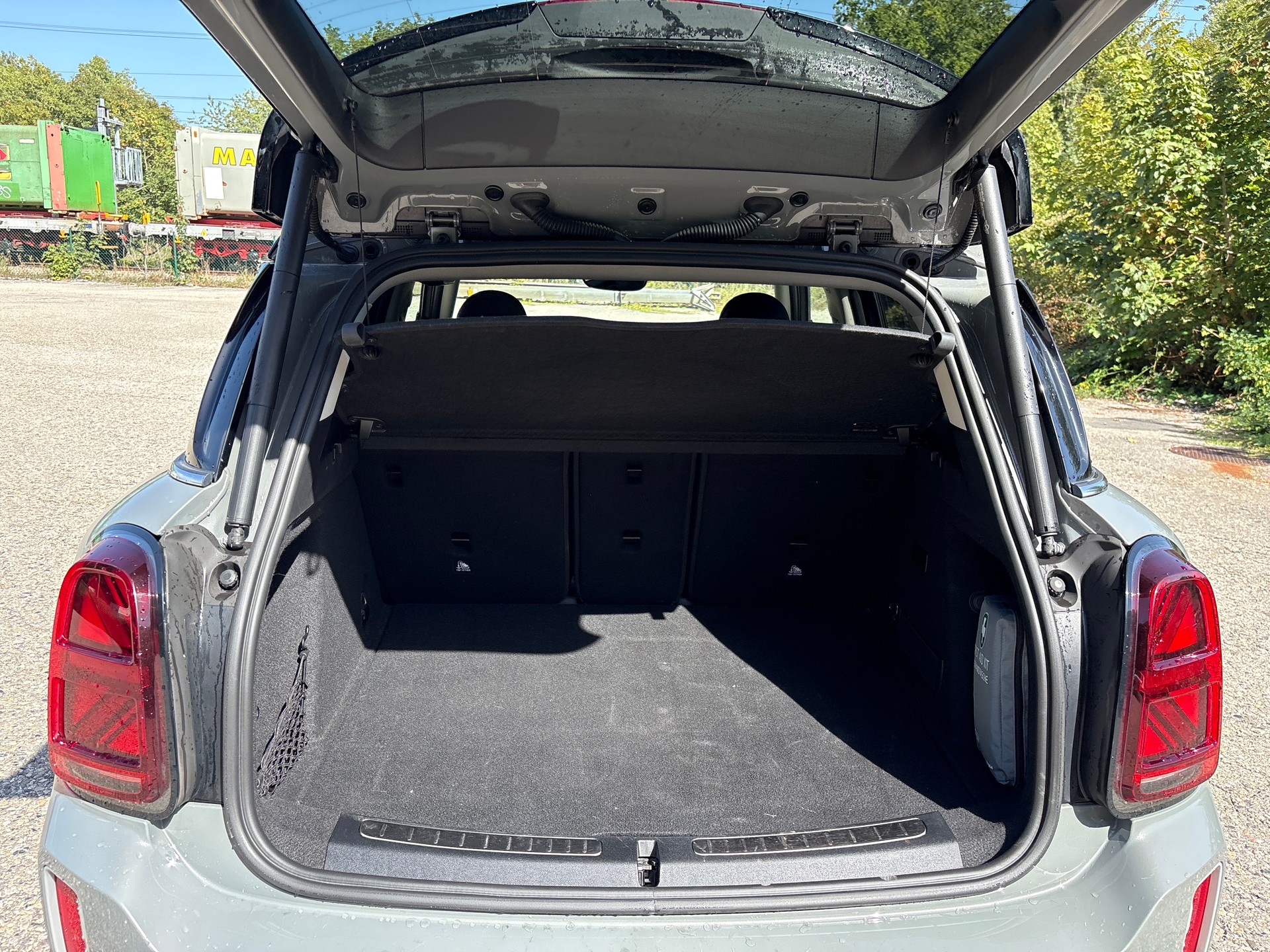 MINI Countryman Cooper SE ALL4 PHEV Steptronic-image-6