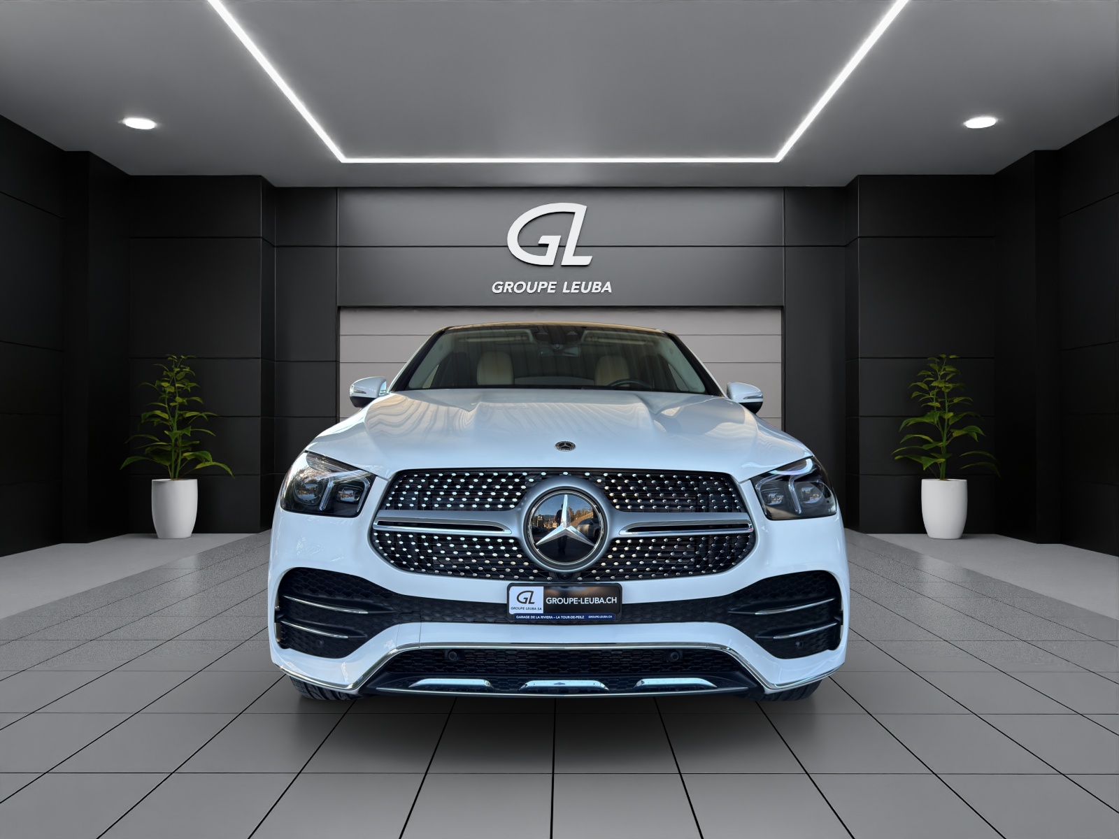 MERCEDES-BENZ GLE Coupé 300 d 4Matic+ 9G-Tronic-showroom-element-1