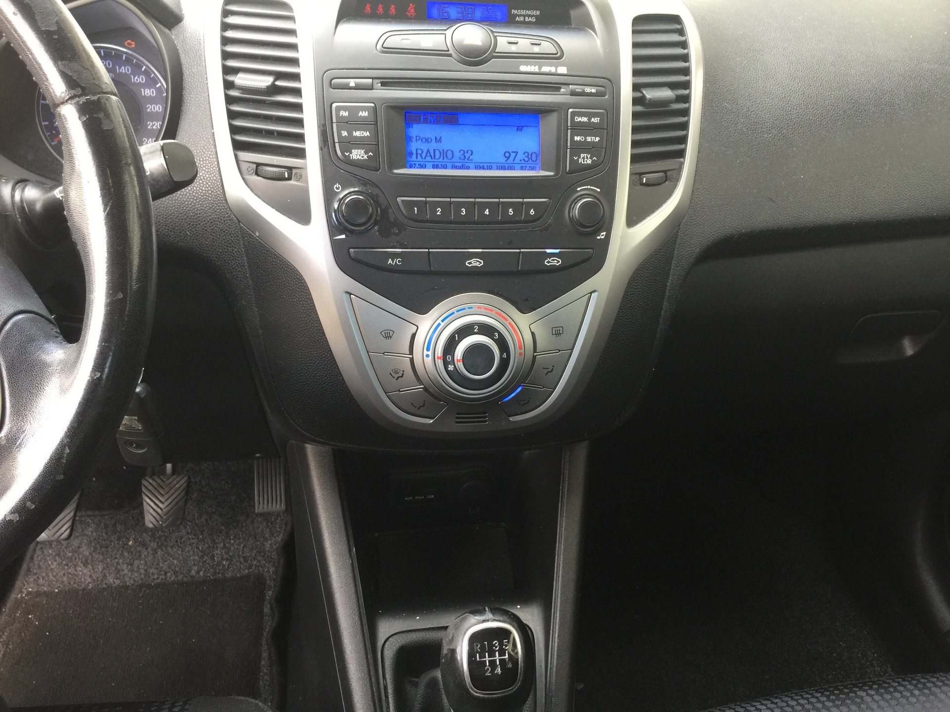 HYUNDAI iX20 1.4 Comfort-image-7