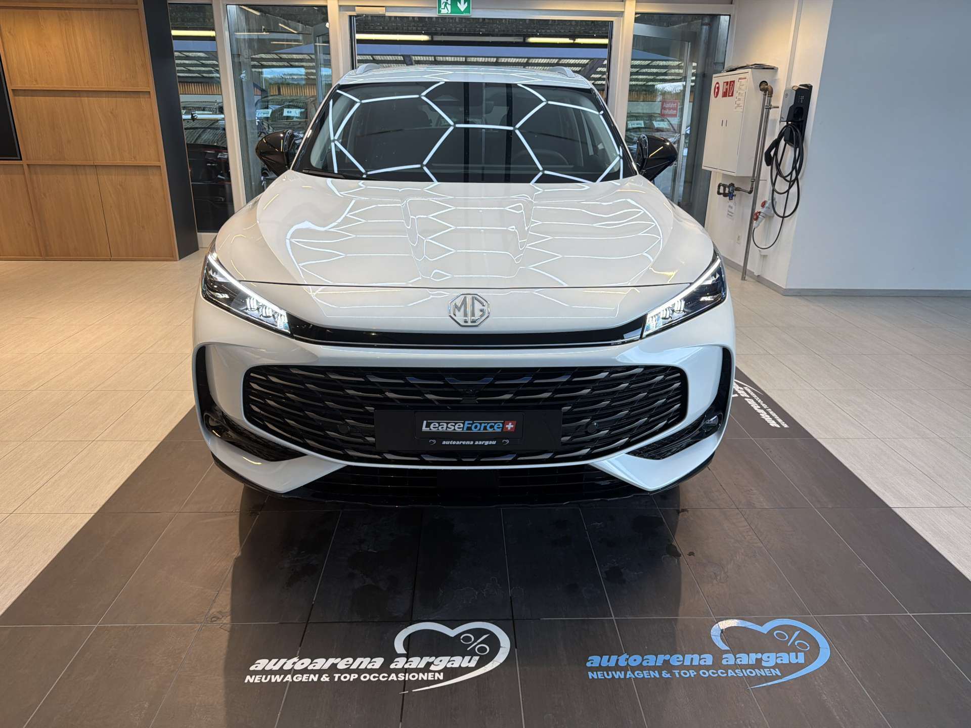 MG HS 1.5 T PHEV Comfort 272PS Automat-image-10